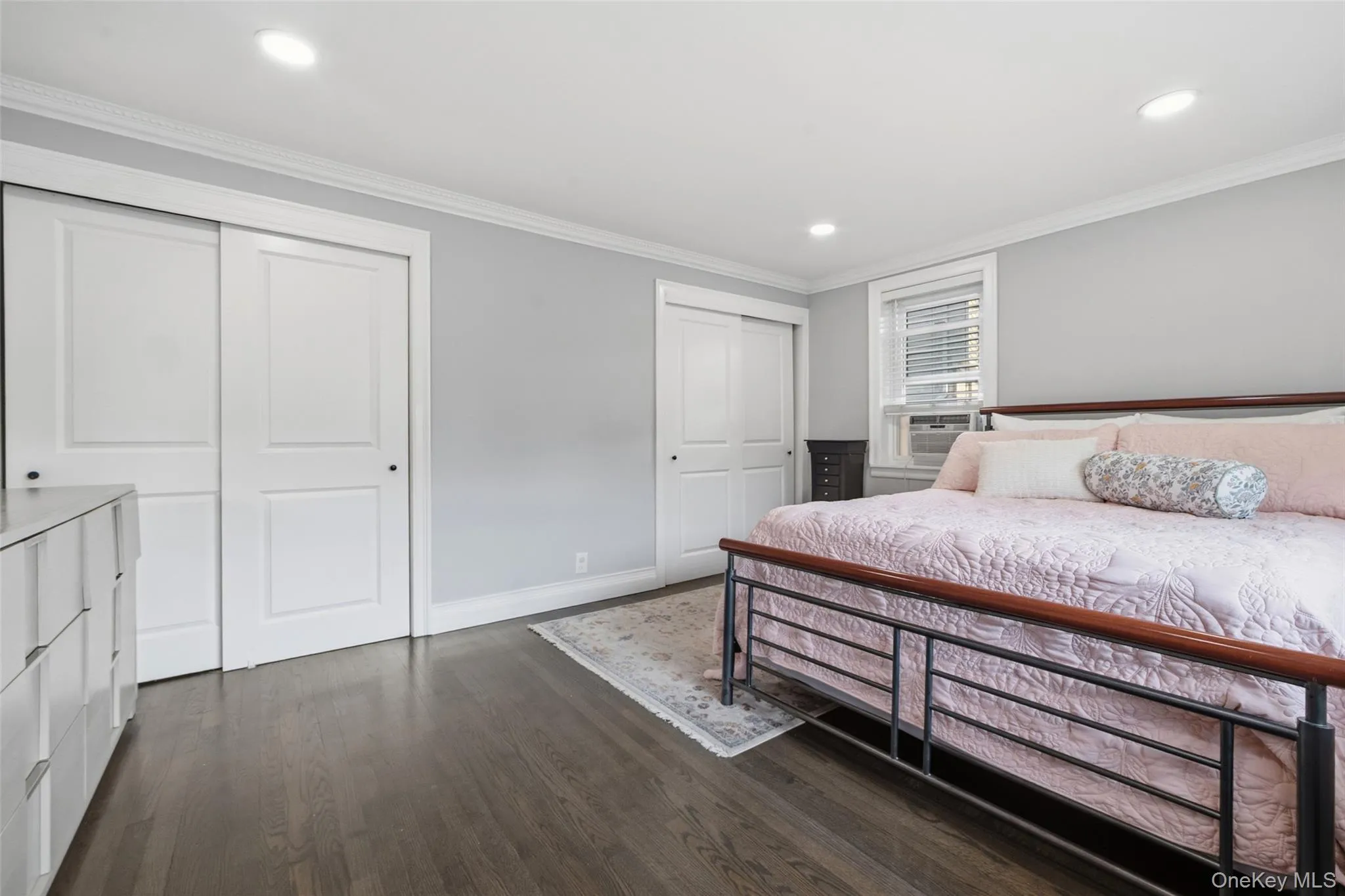 1090 Midland Avenue, Yonkers, NY, 3 Bedrooms Bedrooms, 6 Rooms Rooms,2 BathroomsBathrooms,Residential,For Rent,Midland,0,1023098 1090 Midland Avenue, Yonkers, NY, 3 Bedrooms Bedrooms, 6 Rooms Rooms,2 BathroomsBathrooms,Residential,For Rent,Midland,0,1023098