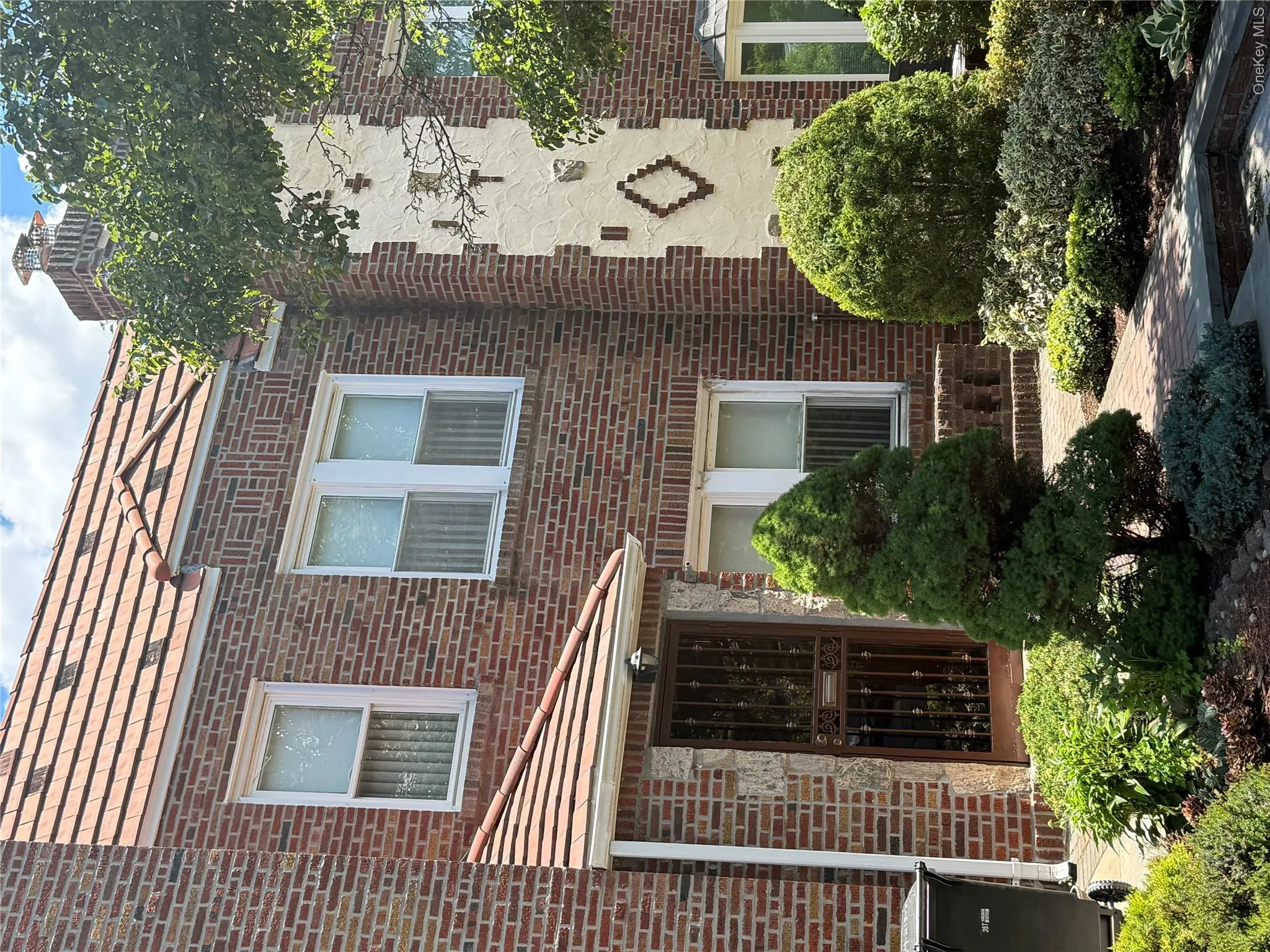 64-23 84th Street, New York, NY, 4 Bedrooms Bedrooms, 8 Rooms Rooms,2 BathroomsBathrooms,Residential,For Rent,84th,0,1023100 64-23 84th Street, New York, NY, 4 Bedrooms Bedrooms, 8 Rooms Rooms,2 BathroomsBathrooms,Residential,For Rent,84th,0,1023100