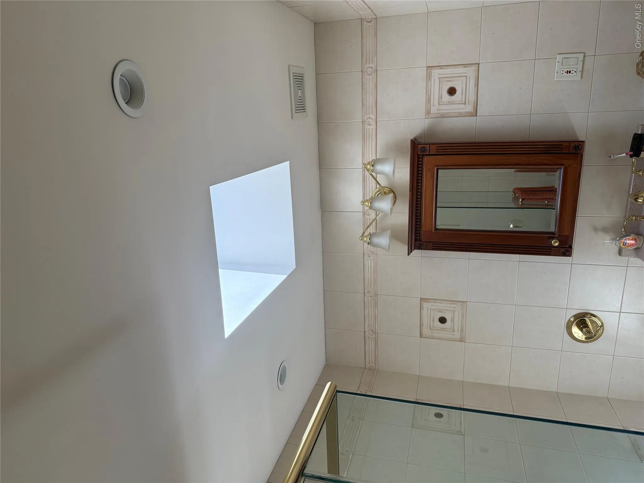 64-23 84th Street, New York, NY, 4 Bedrooms Bedrooms, 8 Rooms Rooms,2 BathroomsBathrooms,Residential,For Rent,84th,0,1023100 64-23 84th Street, New York, NY, 4 Bedrooms Bedrooms, 8 Rooms Rooms,2 BathroomsBathrooms,Residential,For Rent,84th,0,1023100