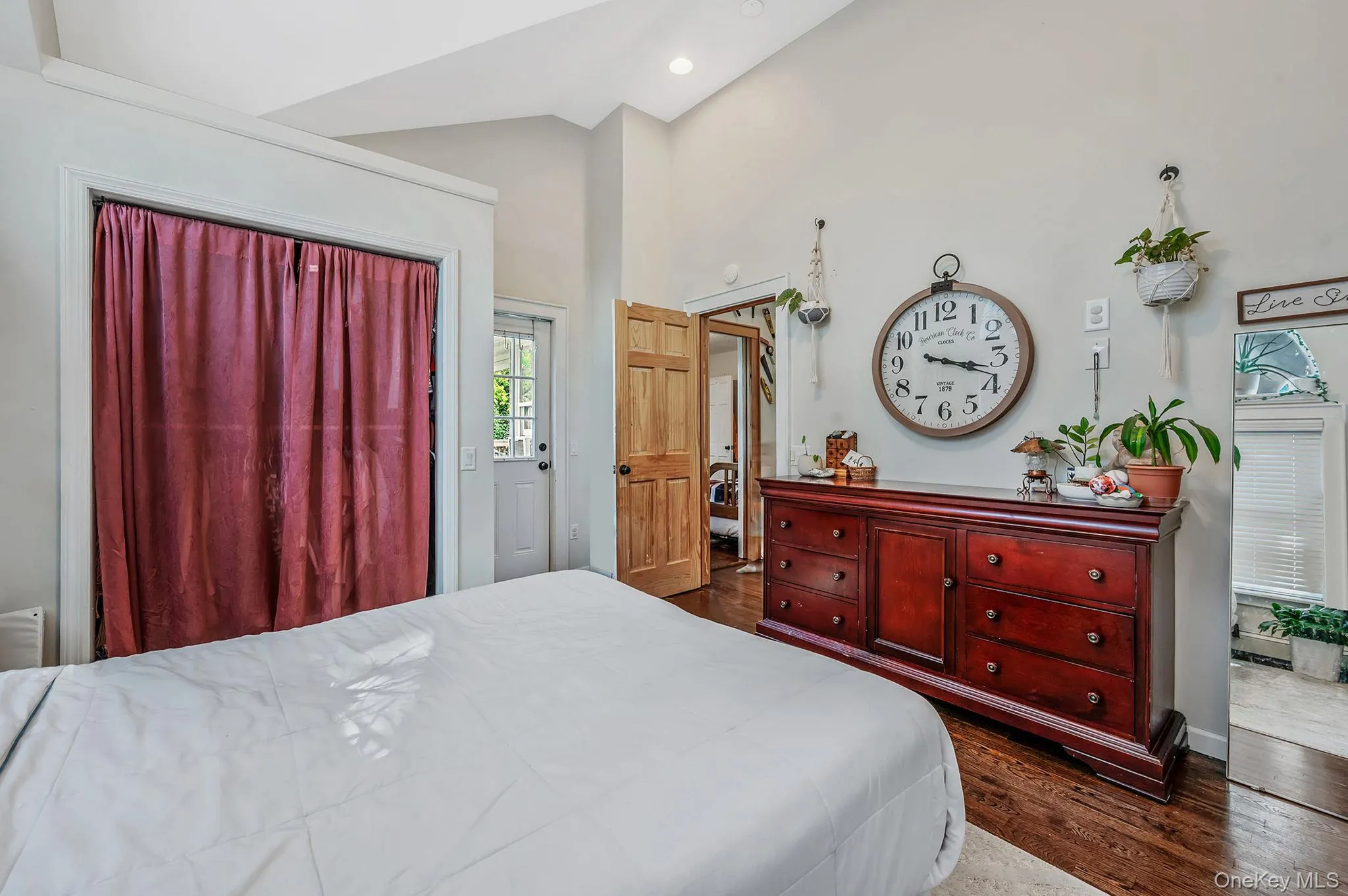 1096 Manor Lane, Islip, NY, 3 Bedrooms Bedrooms, 7 Rooms Rooms,2 BathroomsBathrooms,Residential,For Rent,Manor,0,1023102 1096 Manor Lane, Islip, NY, 3 Bedrooms Bedrooms, 7 Rooms Rooms,2 BathroomsBathrooms,Residential,For Rent,Manor,0,1023102