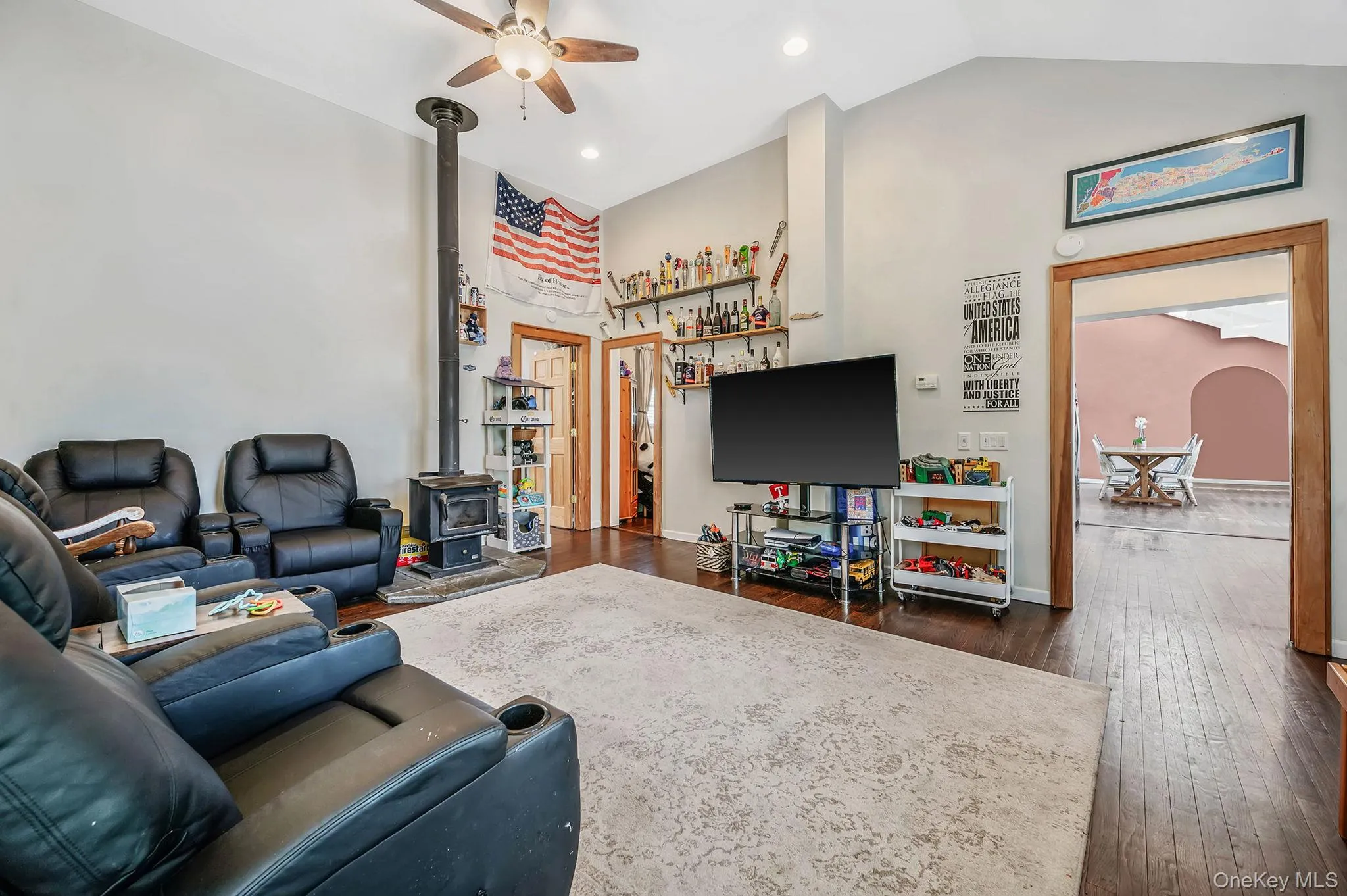 1096 Manor Lane, Islip, NY, 3 Bedrooms Bedrooms, 7 Rooms Rooms,2 BathroomsBathrooms,Residential,For Rent,Manor,0,1023102 1096 Manor Lane, Islip, NY, 3 Bedrooms Bedrooms, 7 Rooms Rooms,2 BathroomsBathrooms,Residential,For Rent,Manor,0,1023102