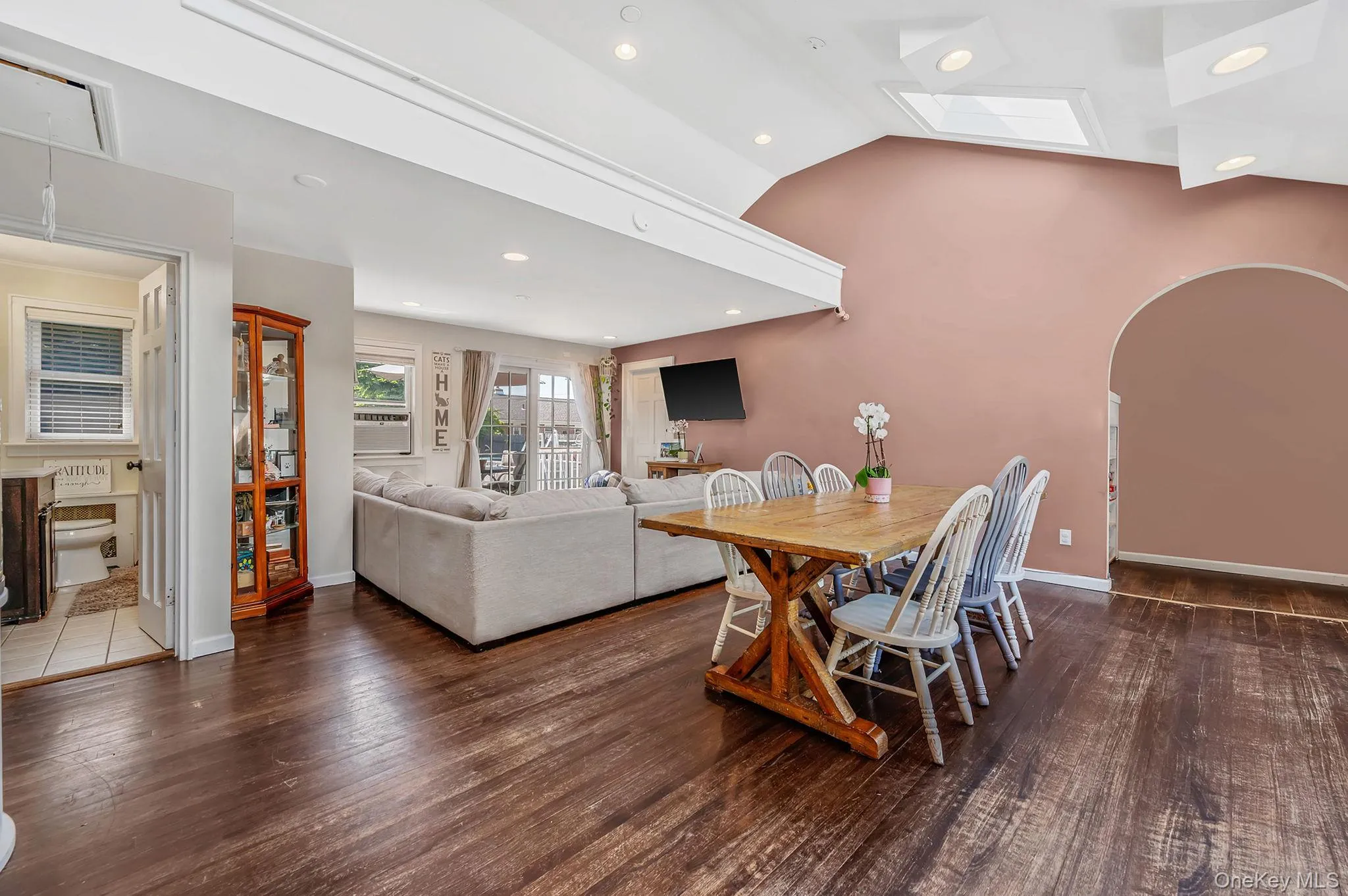 1096 Manor Lane, Islip, NY, 3 Bedrooms Bedrooms, 7 Rooms Rooms,2 BathroomsBathrooms,Residential,For Rent,Manor,0,1023102 1096 Manor Lane, Islip, NY, 3 Bedrooms Bedrooms, 7 Rooms Rooms,2 BathroomsBathrooms,Residential,For Rent,Manor,0,1023102