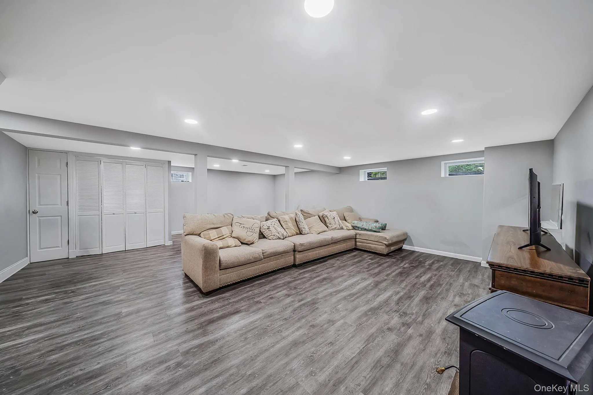 18 Jackson Street, Babylon, NY, 3 Bedrooms Bedrooms, 9 Rooms Rooms,2 BathroomsBathrooms,Residential,For Rent,Jackson,0,1023107 18 Jackson Street, Babylon, NY, 3 Bedrooms Bedrooms, 9 Rooms Rooms,2 BathroomsBathrooms,Residential,For Rent,Jackson,0,1023107
