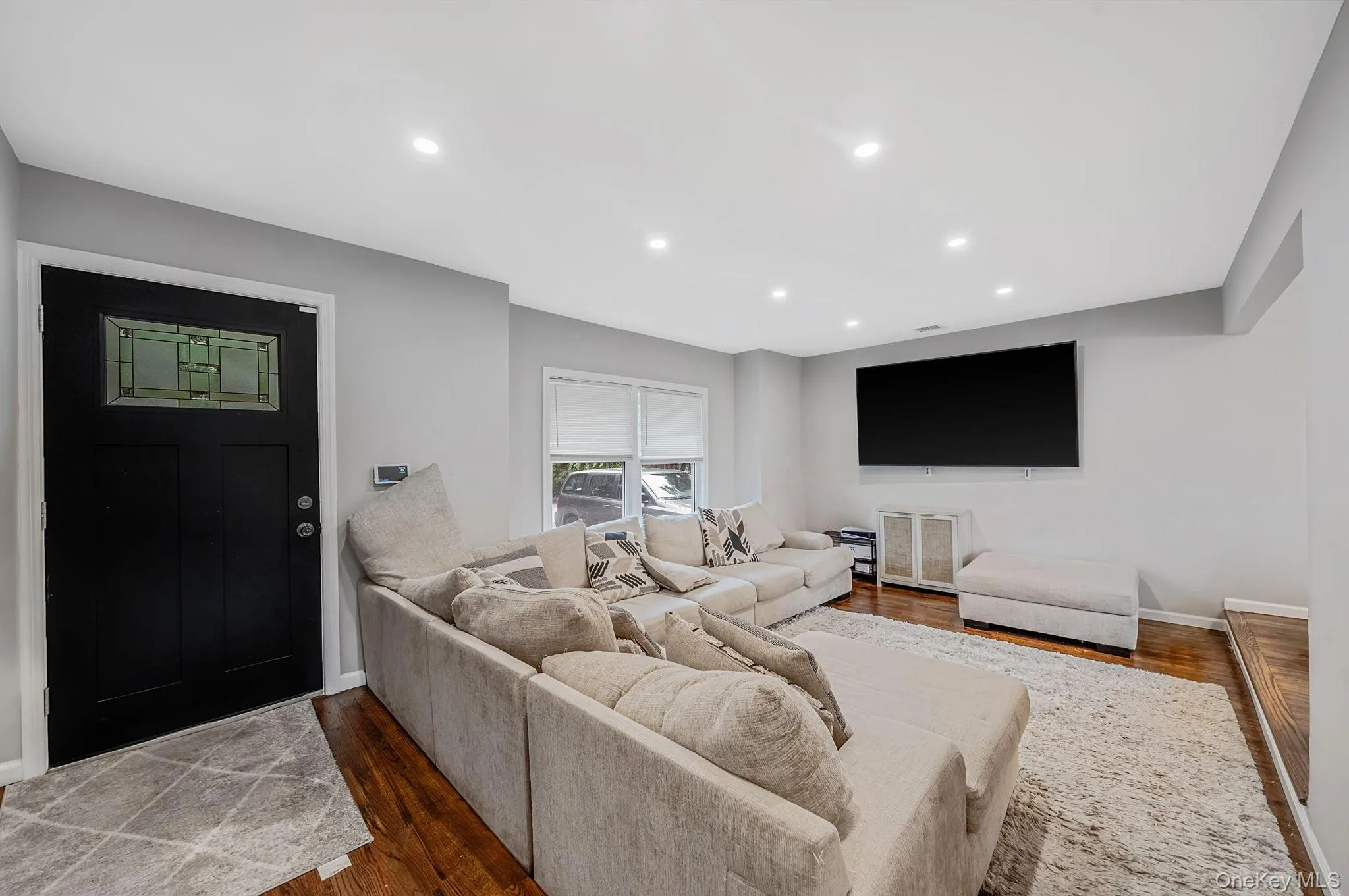 18 Jackson Street, Babylon, NY, 3 Bedrooms Bedrooms, 9 Rooms Rooms,2 BathroomsBathrooms,Residential,For Rent,Jackson,0,1023107 18 Jackson Street, Babylon, NY, 3 Bedrooms Bedrooms, 9 Rooms Rooms,2 BathroomsBathrooms,Residential,For Rent,Jackson,0,1023107