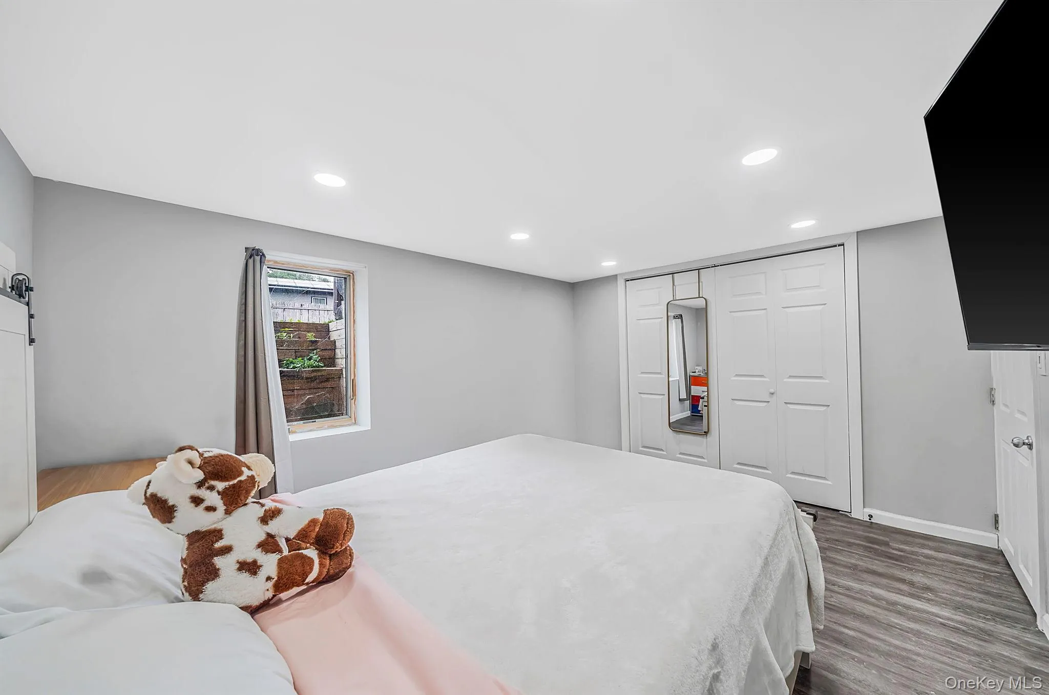18 Jackson Street, Babylon, NY, 3 Bedrooms Bedrooms, 9 Rooms Rooms,2 BathroomsBathrooms,Residential,For Rent,Jackson,0,1023107 18 Jackson Street, Babylon, NY, 3 Bedrooms Bedrooms, 9 Rooms Rooms,2 BathroomsBathrooms,Residential,For Rent,Jackson,0,1023107