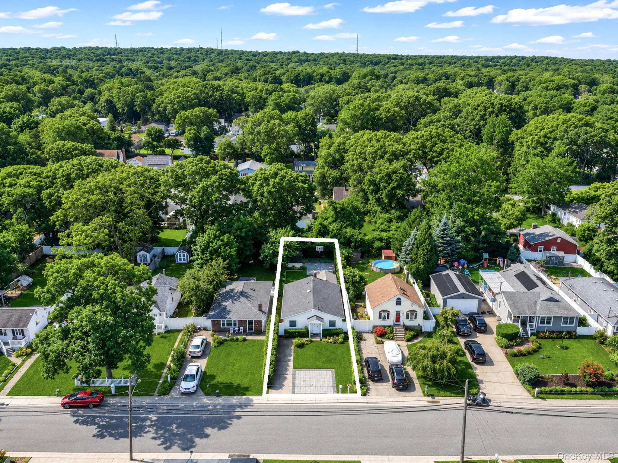 48 Oakmont Avenue, Brookhaven, NY, 3 Bedrooms Bedrooms, 5 Rooms Rooms,1 BathroomBathrooms,Residential,For Rent,Oakmont,0,1023114 48 Oakmont Avenue, Brookhaven, NY, 3 Bedrooms Bedrooms, 5 Rooms Rooms,1 BathroomBathrooms,Residential,For Rent,Oakmont,0,1023114