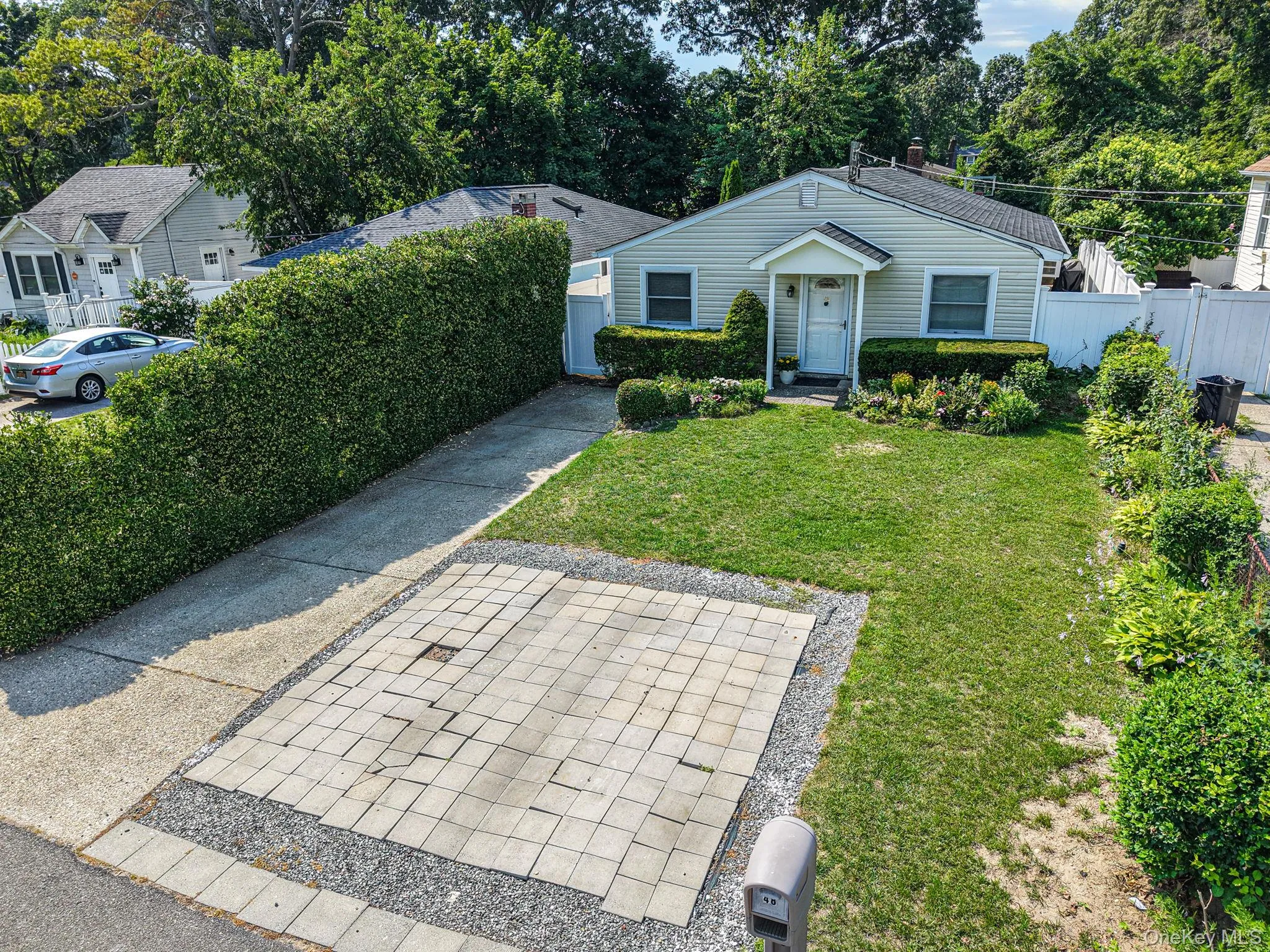 48 Oakmont Avenue, Brookhaven, NY, 3 Bedrooms Bedrooms, 5 Rooms Rooms,1 BathroomBathrooms,Residential,For Rent,Oakmont,0,1023114 48 Oakmont Avenue, Brookhaven, NY, 3 Bedrooms Bedrooms, 5 Rooms Rooms,1 BathroomBathrooms,Residential,For Rent,Oakmont,0,1023114