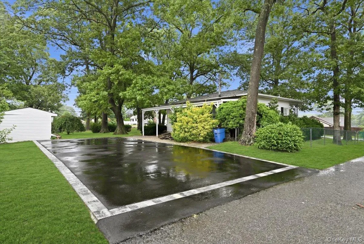 89 4th Street, Islip, NY, 3 Bedrooms Bedrooms, 6 Rooms Rooms,1 BathroomBathrooms,Residential,For Rent,4th,0,1023126 89 4th Street, Islip, NY, 3 Bedrooms Bedrooms, 6 Rooms Rooms,1 BathroomBathrooms,Residential,For Rent,4th,0,1023126