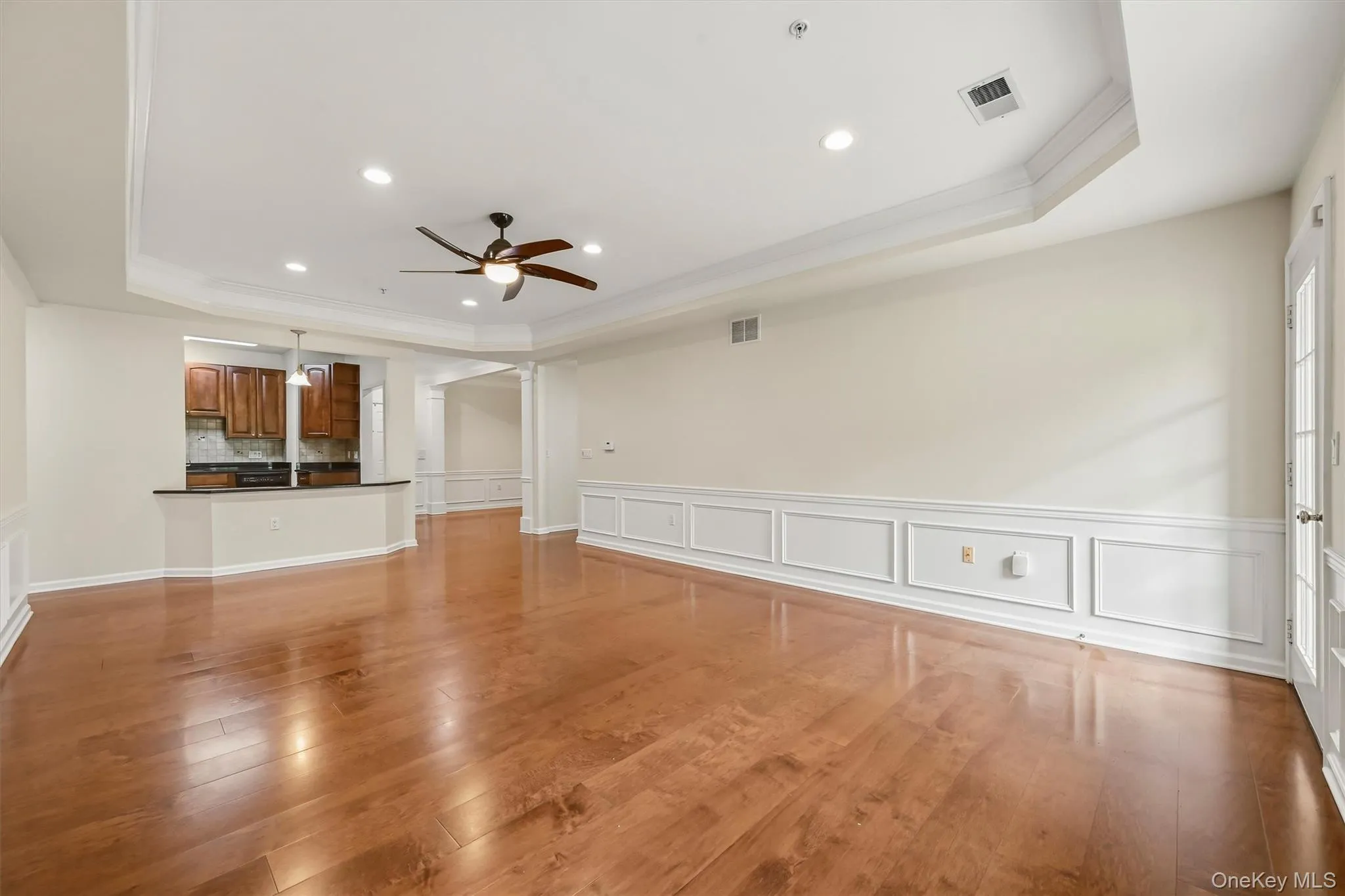 30 De Baun Avenue, Ramapo, NY, 2 Bedrooms Bedrooms, 9 Rooms Rooms,2 BathroomsBathrooms,Residential,For Rent,De Baun,0,1023127 30 De Baun Avenue, Ramapo, NY, 2 Bedrooms Bedrooms, 9 Rooms Rooms,2 BathroomsBathrooms,Residential,For Rent,De Baun,0,1023127