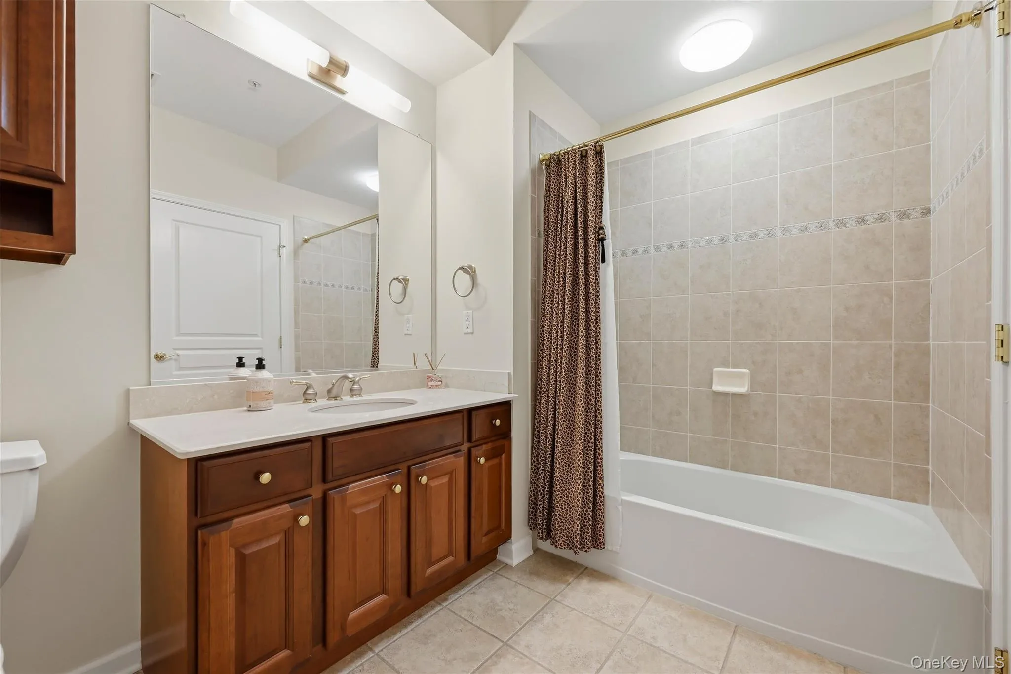 30 De Baun Avenue, Ramapo, NY, 2 Bedrooms Bedrooms, 9 Rooms Rooms,2 BathroomsBathrooms,Residential,For Rent,De Baun,0,1023127 30 De Baun Avenue, Ramapo, NY, 2 Bedrooms Bedrooms, 9 Rooms Rooms,2 BathroomsBathrooms,Residential,For Rent,De Baun,0,1023127