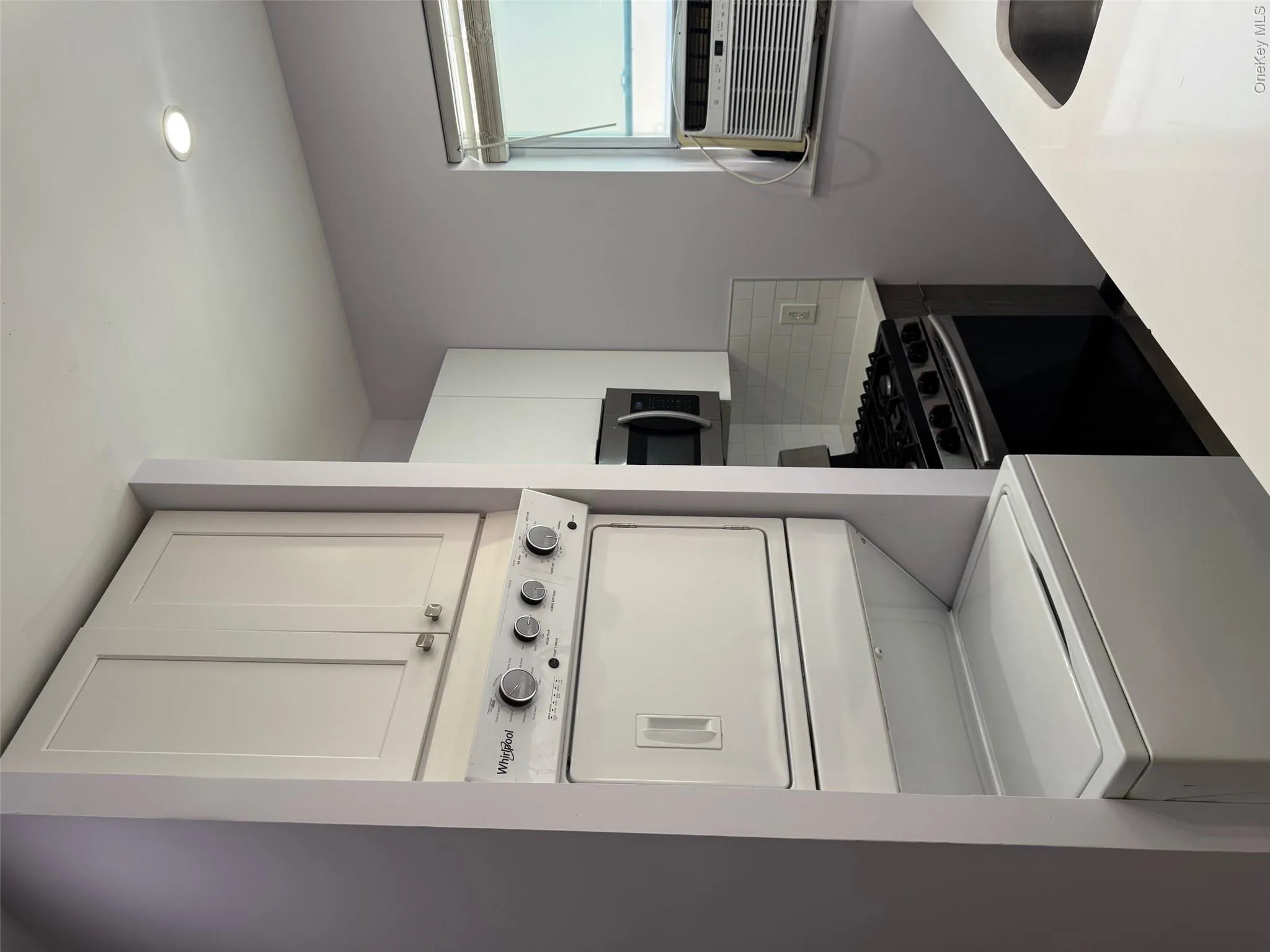 7305 Metropolitan Avenue, New York, NY, 2 Bedrooms Bedrooms, 4 Rooms Rooms,1 BathroomBathrooms,Residential Lease,For Rent,Metropolitan,0,1023130 7305 Metropolitan Avenue, New York, NY, 2 Bedrooms Bedrooms, 4 Rooms Rooms,1 BathroomBathrooms,Residential Lease,For Rent,Metropolitan,0,1023130
