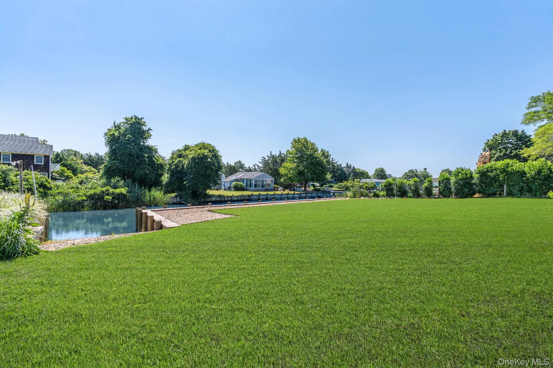 195 Williamsburg Drive, Southold 195 Williamsburg Drive, Southold