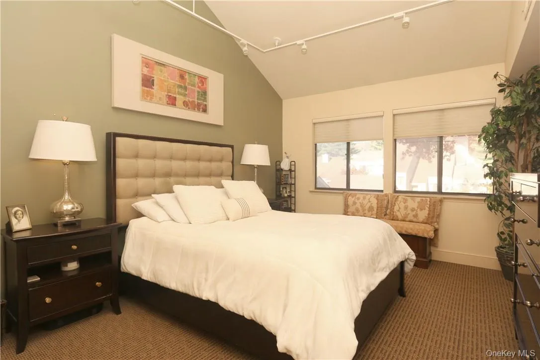 Bedroom with vaulted ceiling Bedroom with vaulted ceiling