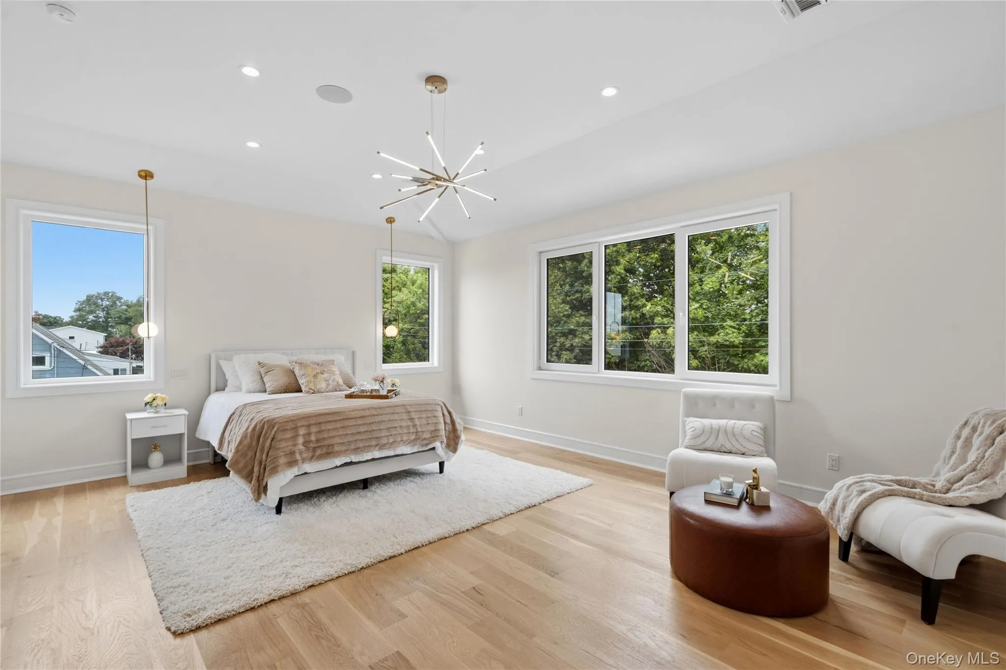 28 Choir Lane, Hempstead, NY, 5 Bedrooms Bedrooms, 15 Rooms Rooms,5 BathroomsBathrooms,Residential,For Rent,Choir,0,1023136 28 Choir Lane, Hempstead, NY, 5 Bedrooms Bedrooms, 15 Rooms Rooms,5 BathroomsBathrooms,Residential,For Rent,Choir,0,1023136
