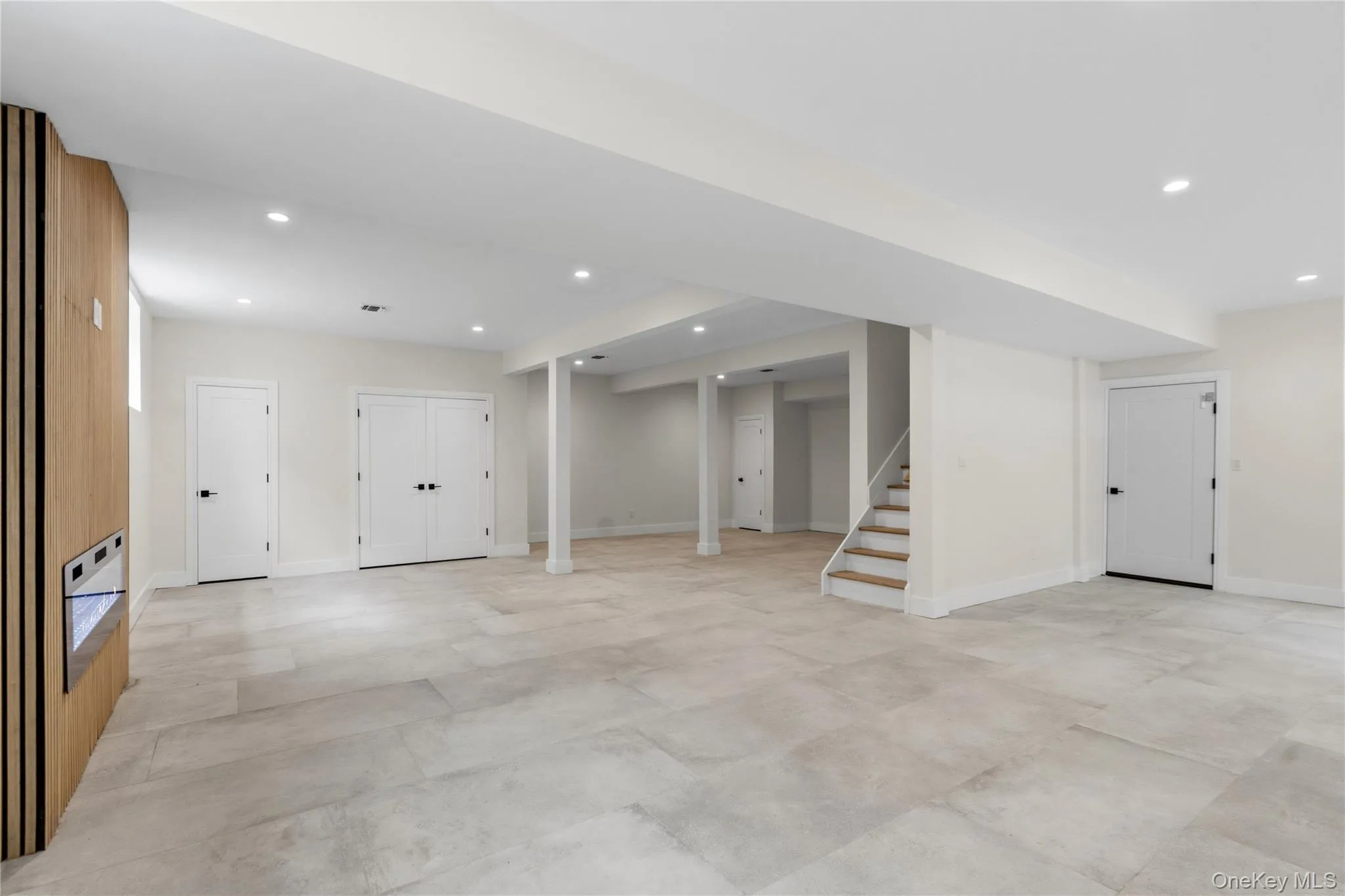 28 Choir Lane, Hempstead, NY, 5 Bedrooms Bedrooms, 15 Rooms Rooms,5 BathroomsBathrooms,Residential,For Rent,Choir,0,1023136 28 Choir Lane, Hempstead, NY, 5 Bedrooms Bedrooms, 15 Rooms Rooms,5 BathroomsBathrooms,Residential,For Rent,Choir,0,1023136