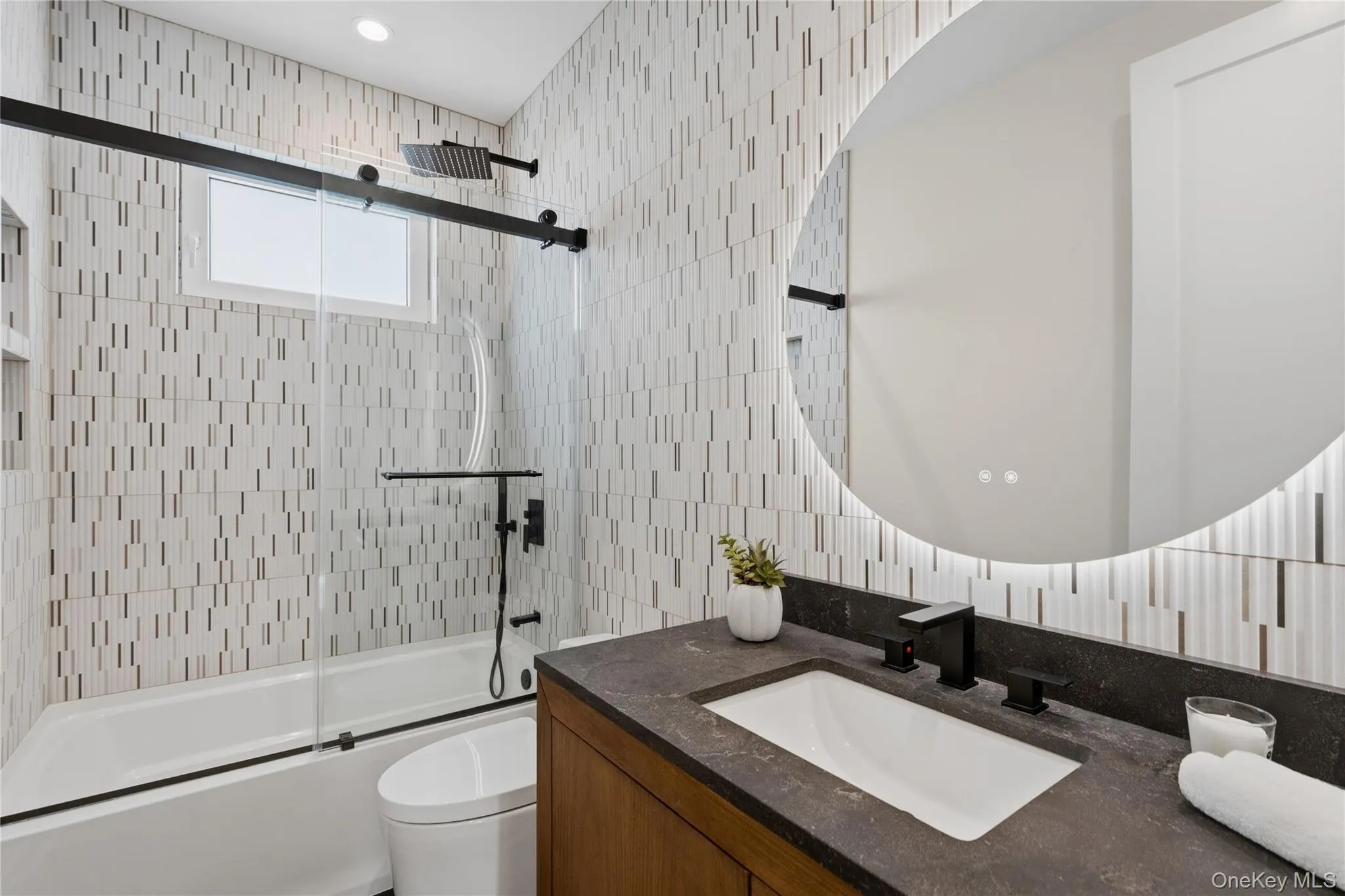 28 Choir Lane, Hempstead, NY, 5 Bedrooms Bedrooms, 15 Rooms Rooms,5 BathroomsBathrooms,Residential,For Rent,Choir,0,1023136 28 Choir Lane, Hempstead, NY, 5 Bedrooms Bedrooms, 15 Rooms Rooms,5 BathroomsBathrooms,Residential,For Rent,Choir,0,1023136