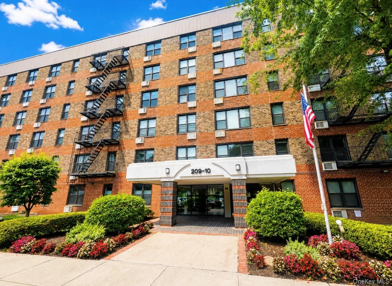 209-10 41st Ave, New York, NY, 2 Bedrooms Bedrooms, 4 Rooms Rooms,1 BathroomBathrooms,Residential,For Rent,41st Ave,0,1023137 209-10 41st Ave, New York, NY, 2 Bedrooms Bedrooms, 4 Rooms Rooms,1 BathroomBathrooms,Residential,For Rent,41st Ave,0,1023137