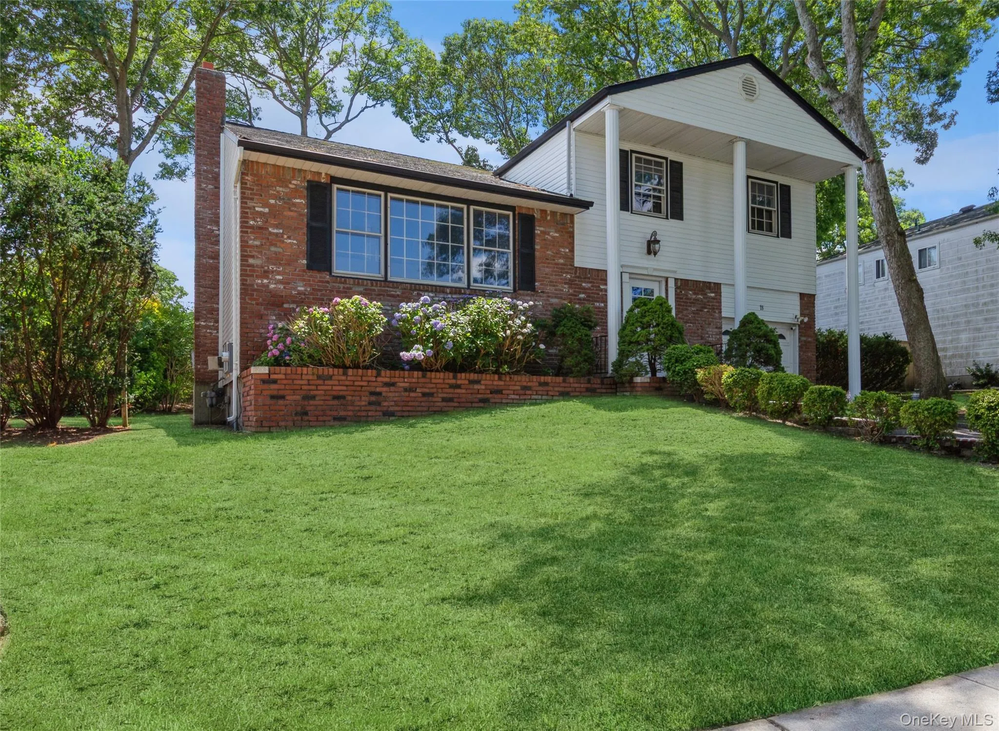 18 Linden Street, Brookhaven, NY, 4 Bedrooms Bedrooms, 9 Rooms Rooms,2 BathroomsBathrooms,Residential,For Rent,Linden,0,1023144 18 Linden Street, Brookhaven, NY, 4 Bedrooms Bedrooms, 9 Rooms Rooms,2 BathroomsBathrooms,Residential,For Rent,Linden,0,1023144