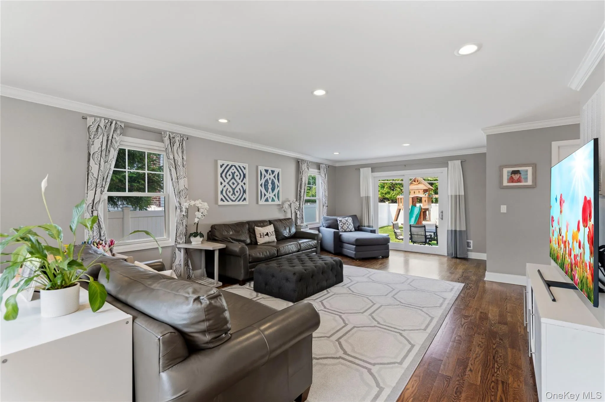 17 Woodwaye Road, Oyster Bay, NY, 4 Bedrooms Bedrooms, 10 Rooms Rooms,3 BathroomsBathrooms,Residential,For Rent,Woodwaye,0,1023147 17 Woodwaye Road, Oyster Bay, NY, 4 Bedrooms Bedrooms, 10 Rooms Rooms,3 BathroomsBathrooms,Residential,For Rent,Woodwaye,0,1023147