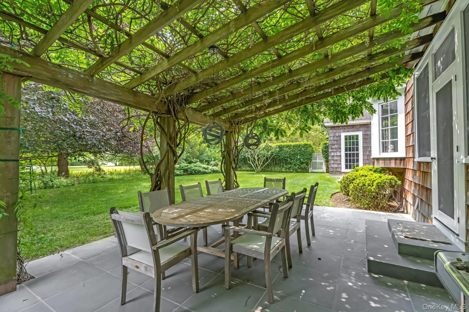 Outdoor Dining Outdoor Dining