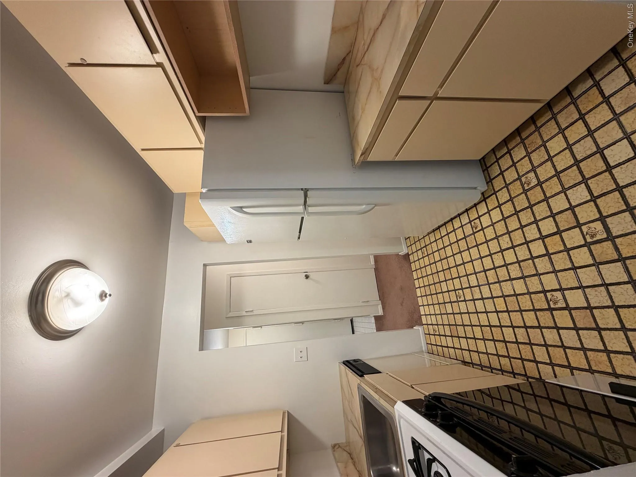 2241 Palmer Ave, New Rochelle, NY, 1 Bedroom Bedrooms, 3 Rooms Rooms,1 BathroomBathrooms,Residential Lease,For Rent,Palmer Ave,0,1023149 2241 Palmer Ave, New Rochelle, NY, 1 Bedroom Bedrooms, 3 Rooms Rooms,1 BathroomBathrooms,Residential Lease,For Rent,Palmer Ave,0,1023149