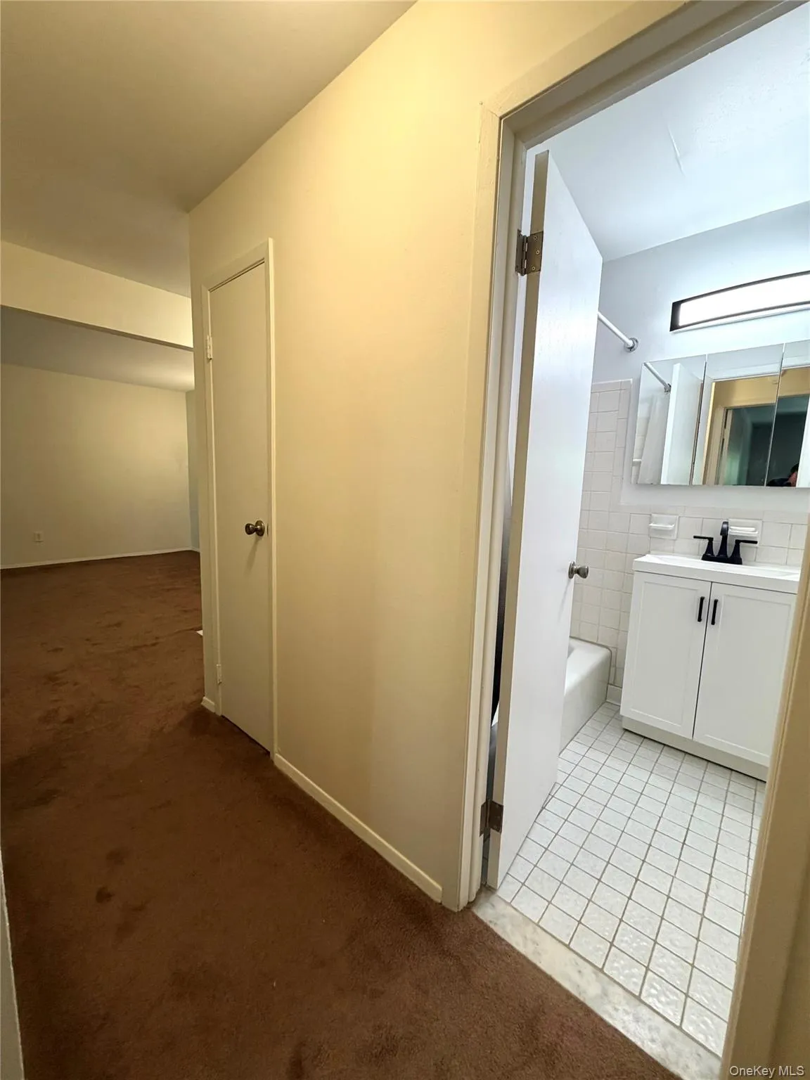 2241 Palmer Ave, New Rochelle, NY, 1 Bedroom Bedrooms, 3 Rooms Rooms,1 BathroomBathrooms,Residential Lease,For Rent,Palmer Ave,0,1023149 2241 Palmer Ave, New Rochelle, NY, 1 Bedroom Bedrooms, 3 Rooms Rooms,1 BathroomBathrooms,Residential Lease,For Rent,Palmer Ave,0,1023149
