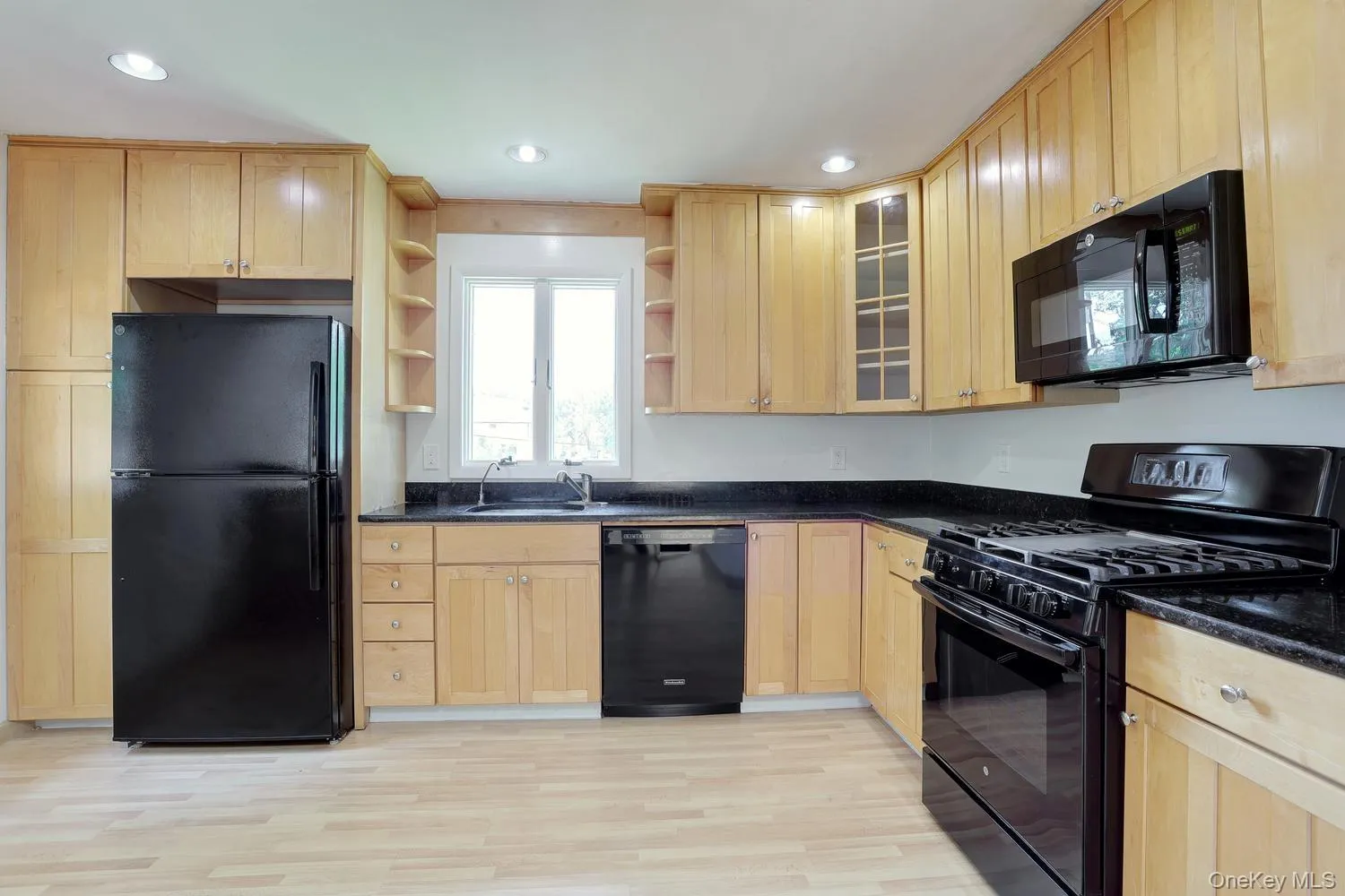 9 Charlotte Drive, Ramapo, NY, 5 Bedrooms Bedrooms, 9 Rooms Rooms,3 BathroomsBathrooms,Residential,For Rent,Charlotte,0,1023150 9 Charlotte Drive, Ramapo, NY, 5 Bedrooms Bedrooms, 9 Rooms Rooms,3 BathroomsBathrooms,Residential,For Rent,Charlotte,0,1023150