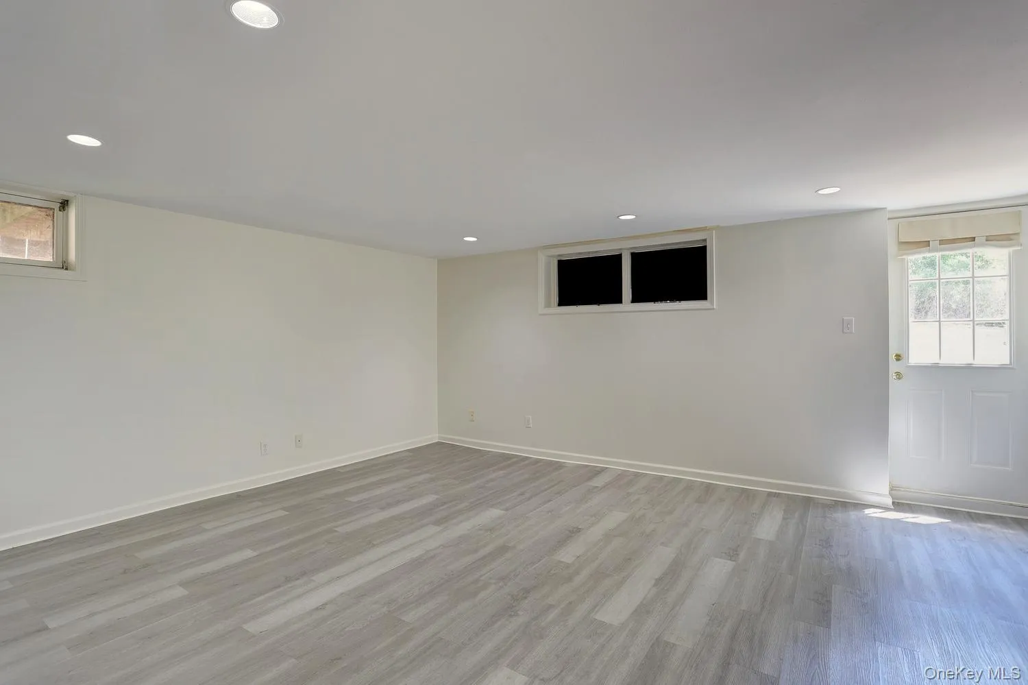 9 Charlotte Drive, Ramapo, NY, 5 Bedrooms Bedrooms, 9 Rooms Rooms,3 BathroomsBathrooms,Residential,For Rent,Charlotte,0,1023150 9 Charlotte Drive, Ramapo, NY, 5 Bedrooms Bedrooms, 9 Rooms Rooms,3 BathroomsBathrooms,Residential,For Rent,Charlotte,0,1023150