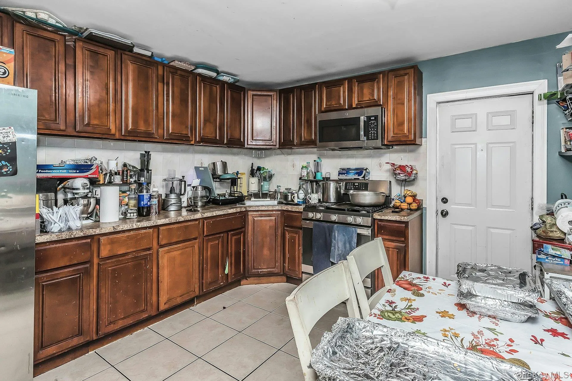 190-40 103rd Avenue, New York, NY, 6 Bedrooms Bedrooms, 10 Rooms Rooms,2 BathroomsBathrooms,Residential,For Rent,103rd,0,1023152 190-40 103rd Avenue, New York, NY, 6 Bedrooms Bedrooms, 10 Rooms Rooms,2 BathroomsBathrooms,Residential,For Rent,103rd,0,1023152