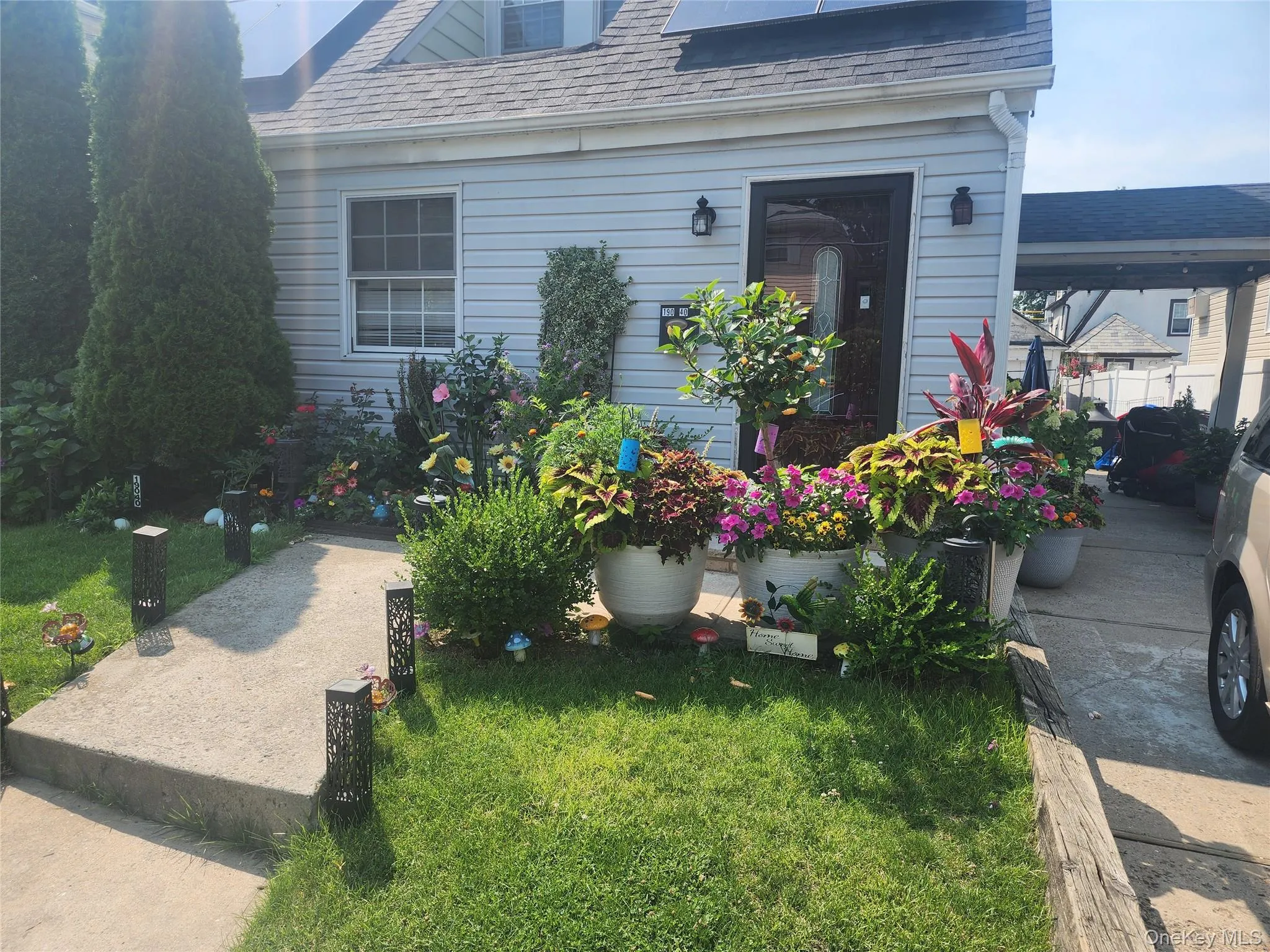 190-40 103rd Avenue, New York, NY, 6 Bedrooms Bedrooms, 10 Rooms Rooms,2 BathroomsBathrooms,Residential,For Rent,103rd,0,1023152 190-40 103rd Avenue, New York, NY, 6 Bedrooms Bedrooms, 10 Rooms Rooms,2 BathroomsBathrooms,Residential,For Rent,103rd,0,1023152