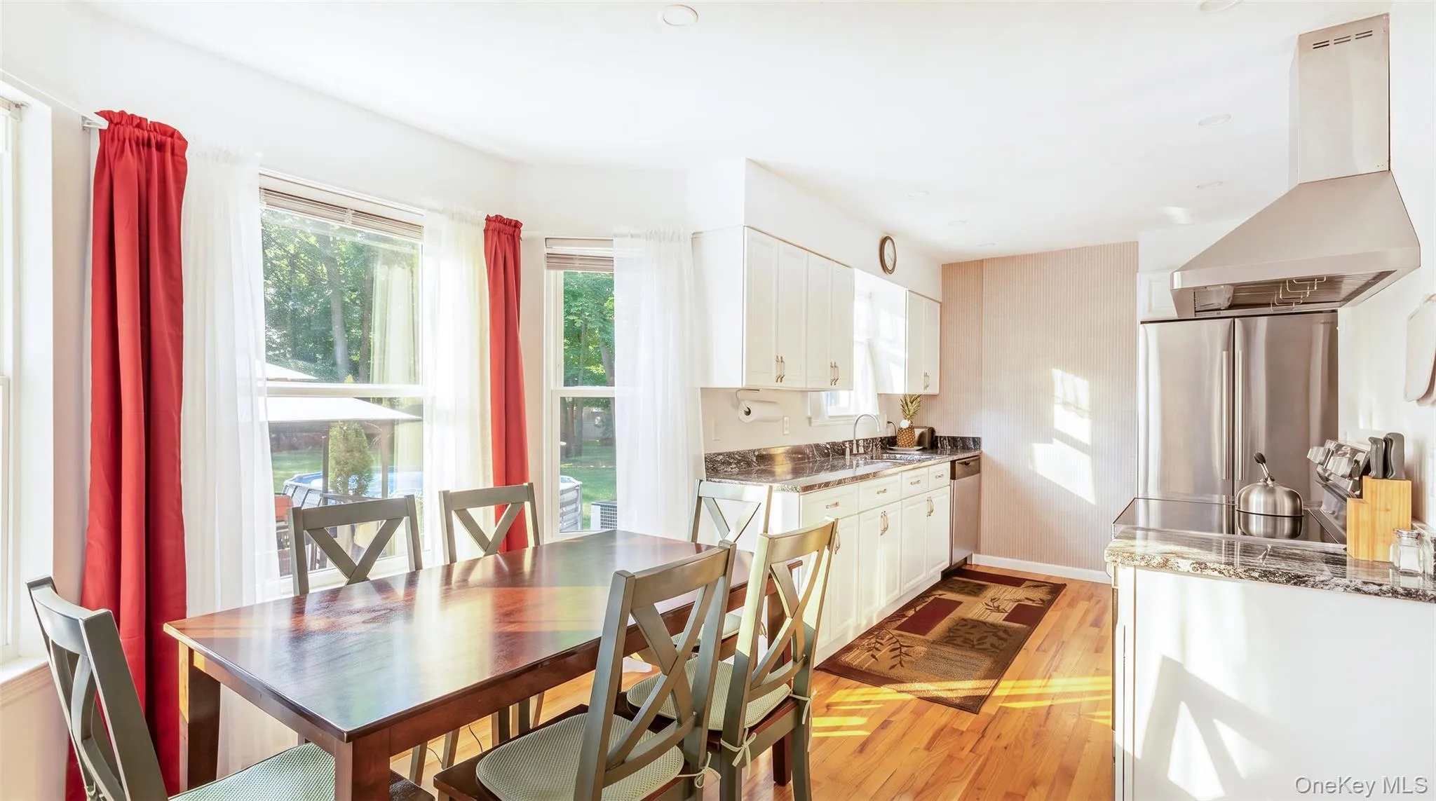 370 Country Road, Brookhaven, NY, 5 Bedrooms Bedrooms, 12 Rooms Rooms,3 BathroomsBathrooms,Residential,For Rent,Country,0,1023153 370 Country Road, Brookhaven, NY, 5 Bedrooms Bedrooms, 12 Rooms Rooms,3 BathroomsBathrooms,Residential,For Rent,Country,0,1023153