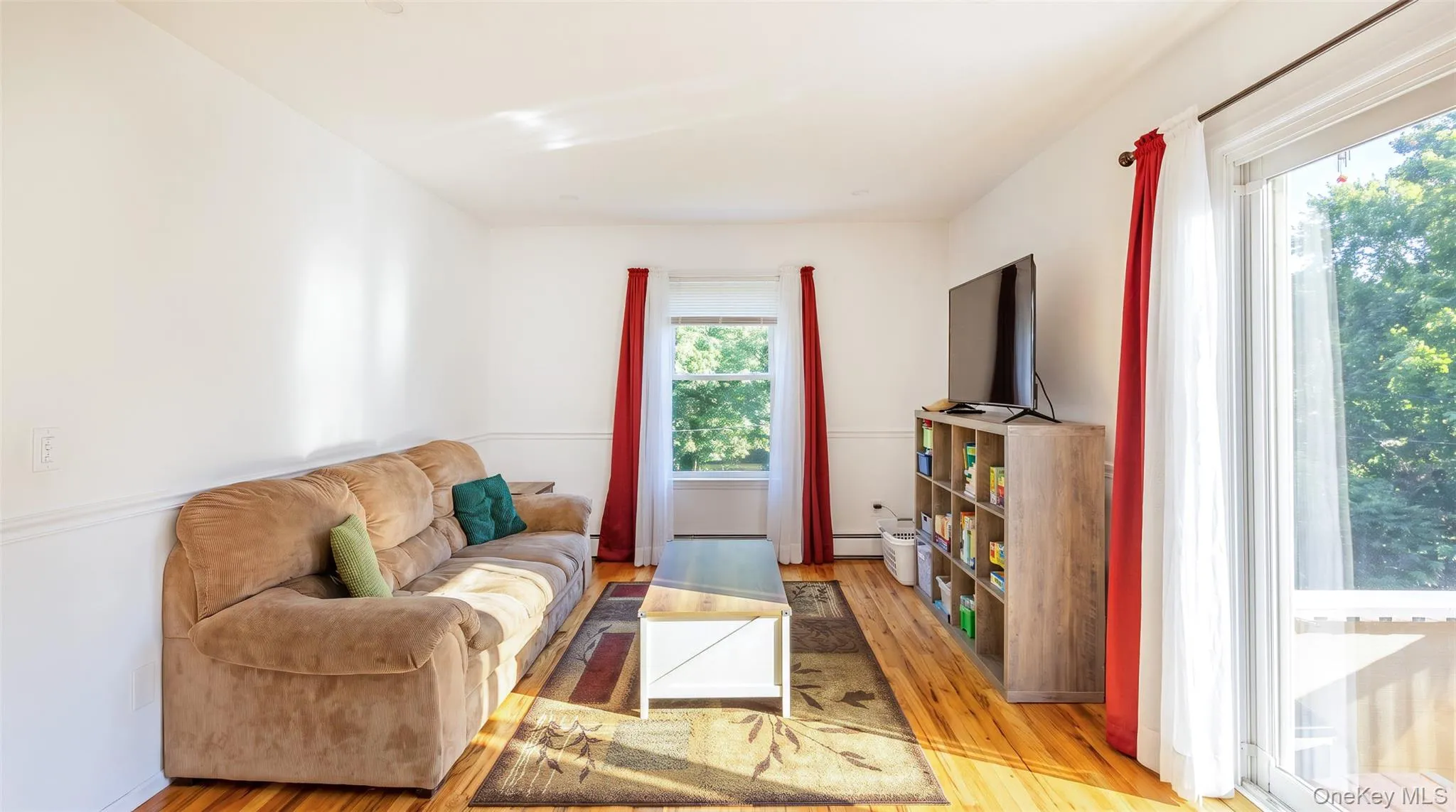 370 Country Road, Brookhaven, NY, 5 Bedrooms Bedrooms, 12 Rooms Rooms,3 BathroomsBathrooms,Residential,For Rent,Country,0,1023153 370 Country Road, Brookhaven, NY, 5 Bedrooms Bedrooms, 12 Rooms Rooms,3 BathroomsBathrooms,Residential,For Rent,Country,0,1023153