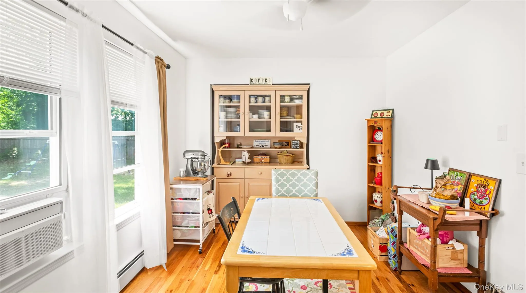 370 Country Road, Brookhaven, NY, 5 Bedrooms Bedrooms, 12 Rooms Rooms,3 BathroomsBathrooms,Residential,For Rent,Country,0,1023153 370 Country Road, Brookhaven, NY, 5 Bedrooms Bedrooms, 12 Rooms Rooms,3 BathroomsBathrooms,Residential,For Rent,Country,0,1023153