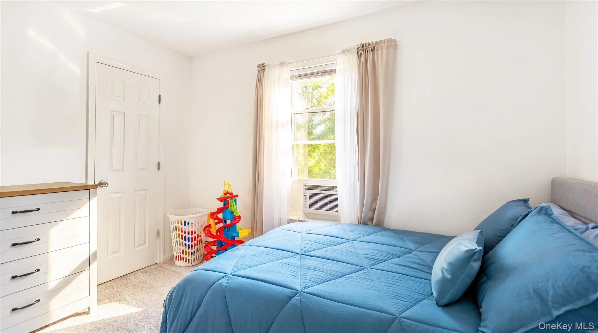 370 Country Road, Brookhaven, NY, 5 Bedrooms Bedrooms, 12 Rooms Rooms,3 BathroomsBathrooms,Residential,For Rent,Country,0,1023153 370 Country Road, Brookhaven, NY, 5 Bedrooms Bedrooms, 12 Rooms Rooms,3 BathroomsBathrooms,Residential,For Rent,Country,0,1023153