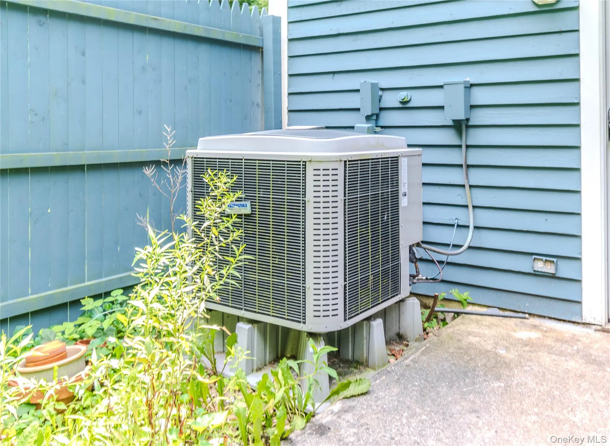 AC Central air unit AC Central air unit
