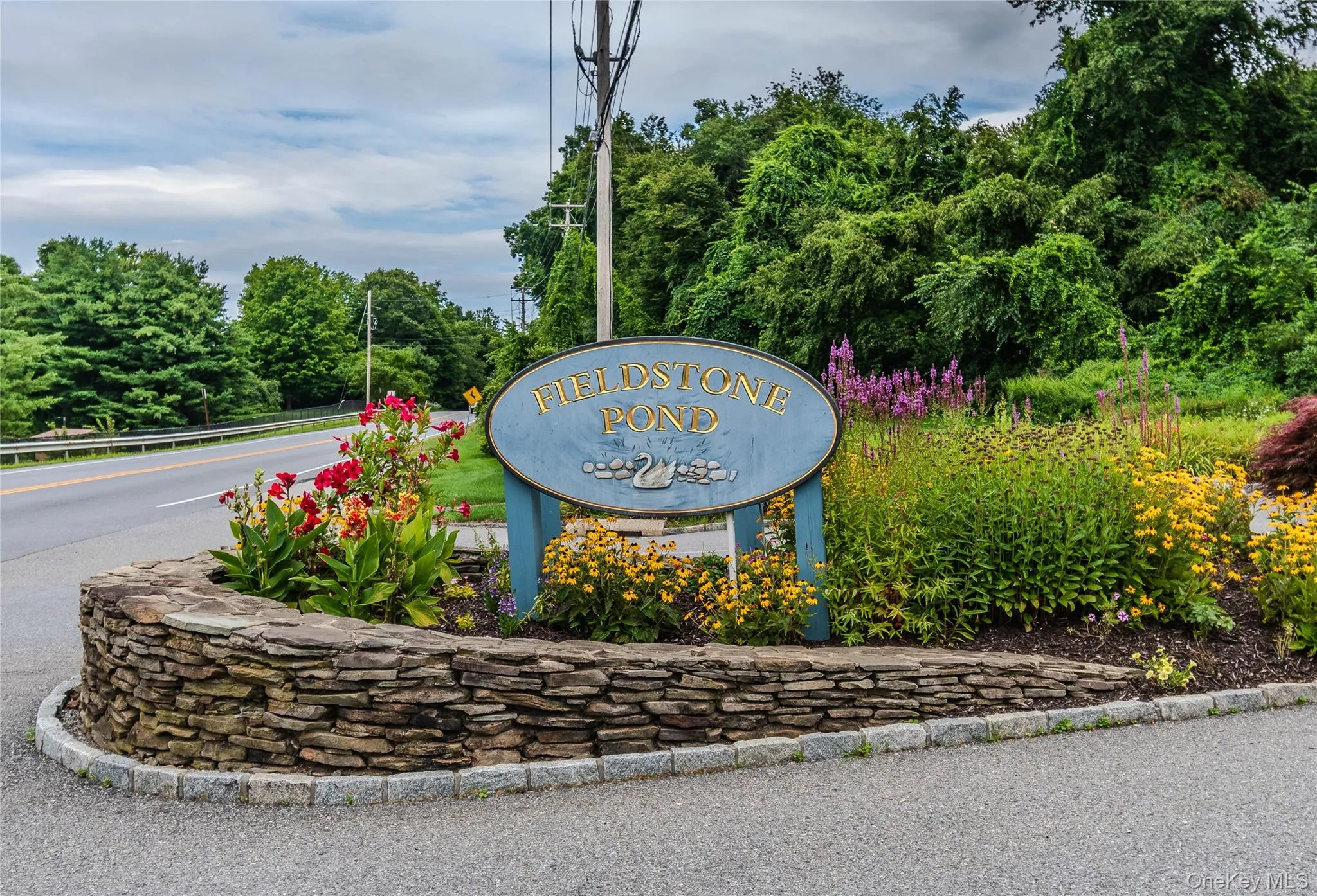 Welcome to Fieldstone Pond Welcome to Fieldstone Pond