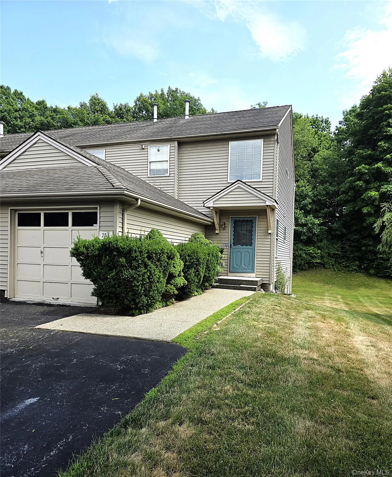 255 Crestwood Court, Fishkill, NY, 2 Bedrooms Bedrooms, 7 Rooms Rooms,1 BathroomBathrooms,Residential,For Rent,Crestwood,0,1023155 255 Crestwood Court, Fishkill, NY, 2 Bedrooms Bedrooms, 7 Rooms Rooms,1 BathroomBathrooms,Residential,For Rent,Crestwood,0,1023155