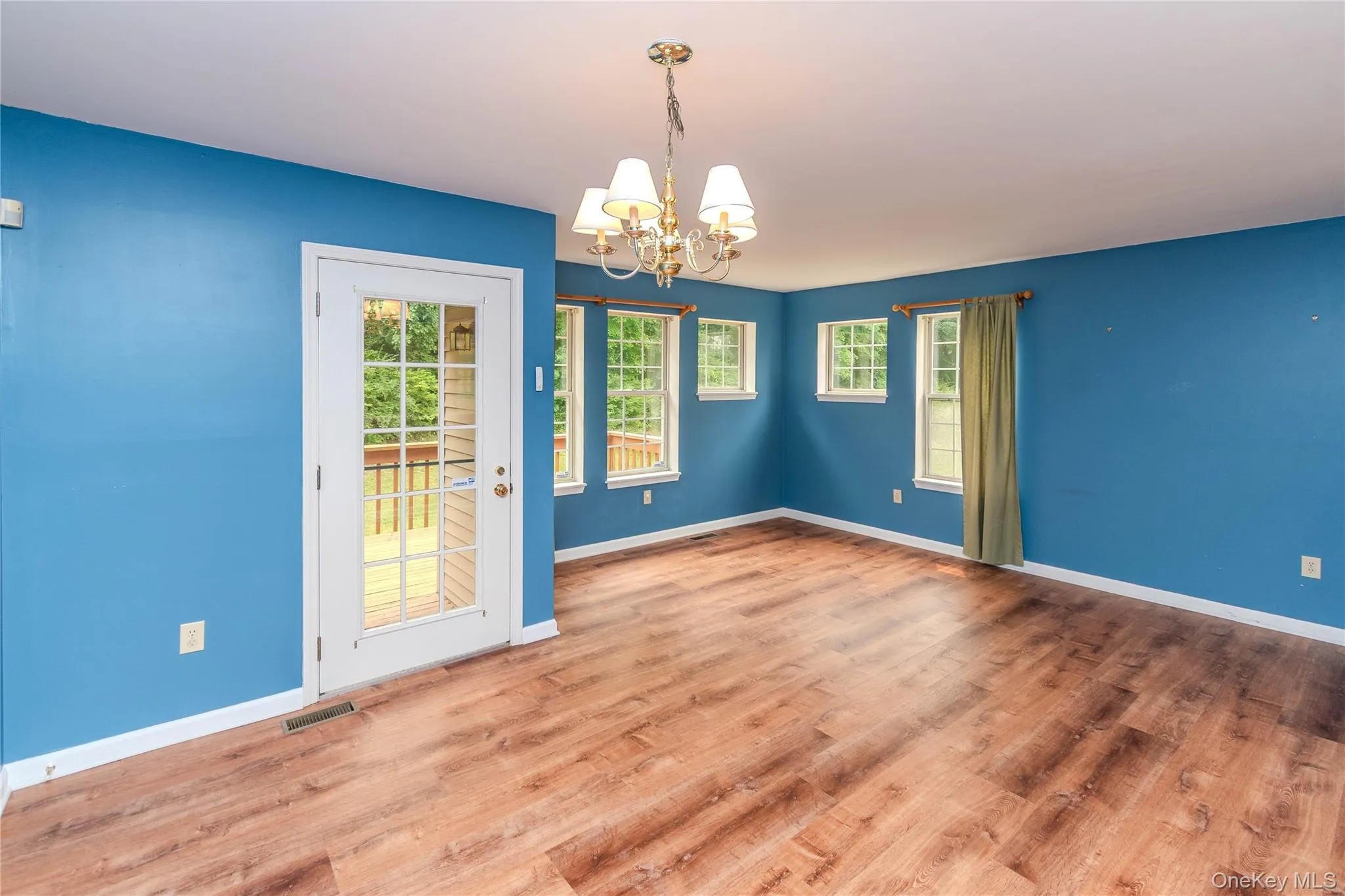 255 Crestwood Court, Fishkill, NY, 2 Bedrooms Bedrooms, 7 Rooms Rooms,1 BathroomBathrooms,Residential,For Rent,Crestwood,0,1023155 255 Crestwood Court, Fishkill, NY, 2 Bedrooms Bedrooms, 7 Rooms Rooms,1 BathroomBathrooms,Residential,For Rent,Crestwood,0,1023155