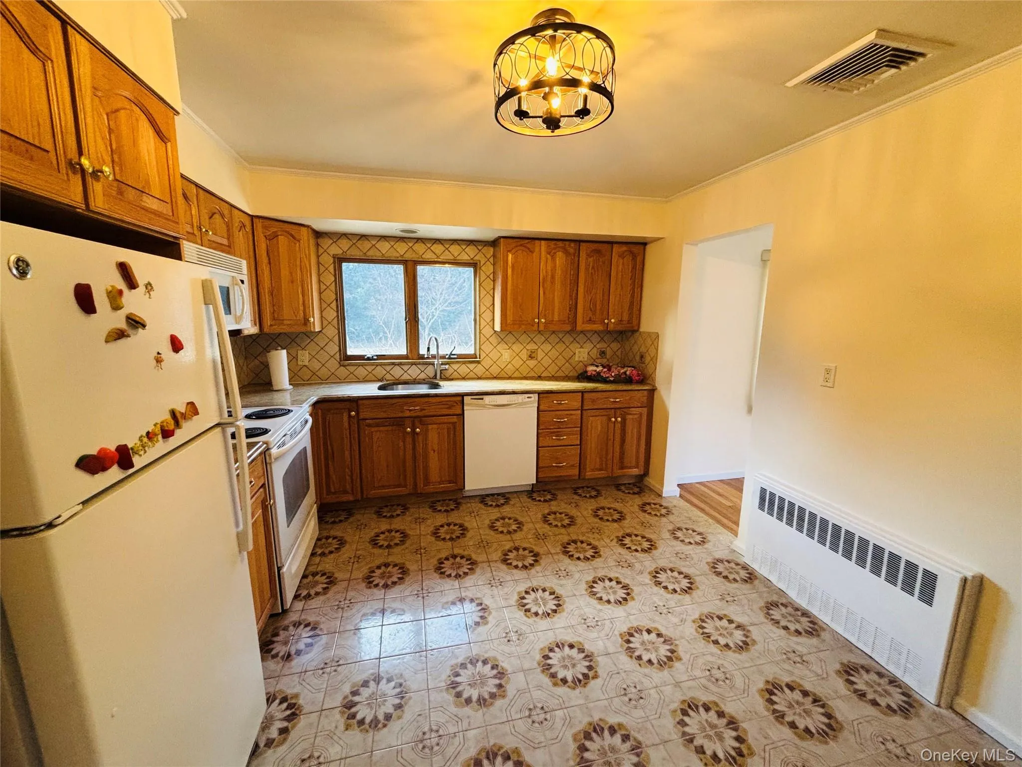 71 Willits Road, Glen Cove, NY, 3 Bedrooms Bedrooms, 8 Rooms Rooms,2 BathroomsBathrooms,Residential,For Rent,Willits,0,1023160 71 Willits Road, Glen Cove, NY, 3 Bedrooms Bedrooms, 8 Rooms Rooms,2 BathroomsBathrooms,Residential,For Rent,Willits,0,1023160