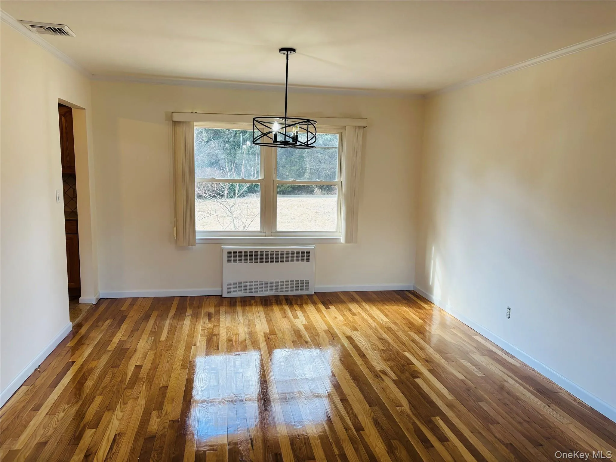 71 Willits Road, Glen Cove, NY, 3 Bedrooms Bedrooms, 8 Rooms Rooms,2 BathroomsBathrooms,Residential,For Rent,Willits,0,1023160 71 Willits Road, Glen Cove, NY, 3 Bedrooms Bedrooms, 8 Rooms Rooms,2 BathroomsBathrooms,Residential,For Rent,Willits,0,1023160