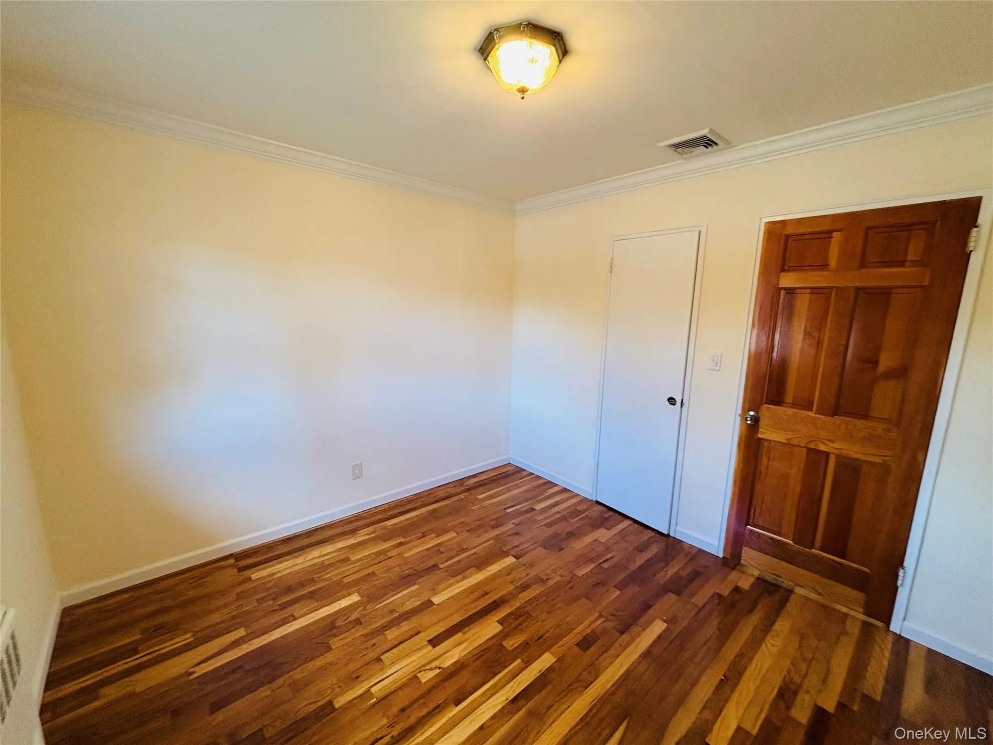 71 Willits Road, Glen Cove, NY, 3 Bedrooms Bedrooms, 8 Rooms Rooms,2 BathroomsBathrooms,Residential,For Rent,Willits,0,1023160 71 Willits Road, Glen Cove, NY, 3 Bedrooms Bedrooms, 8 Rooms Rooms,2 BathroomsBathrooms,Residential,For Rent,Willits,0,1023160