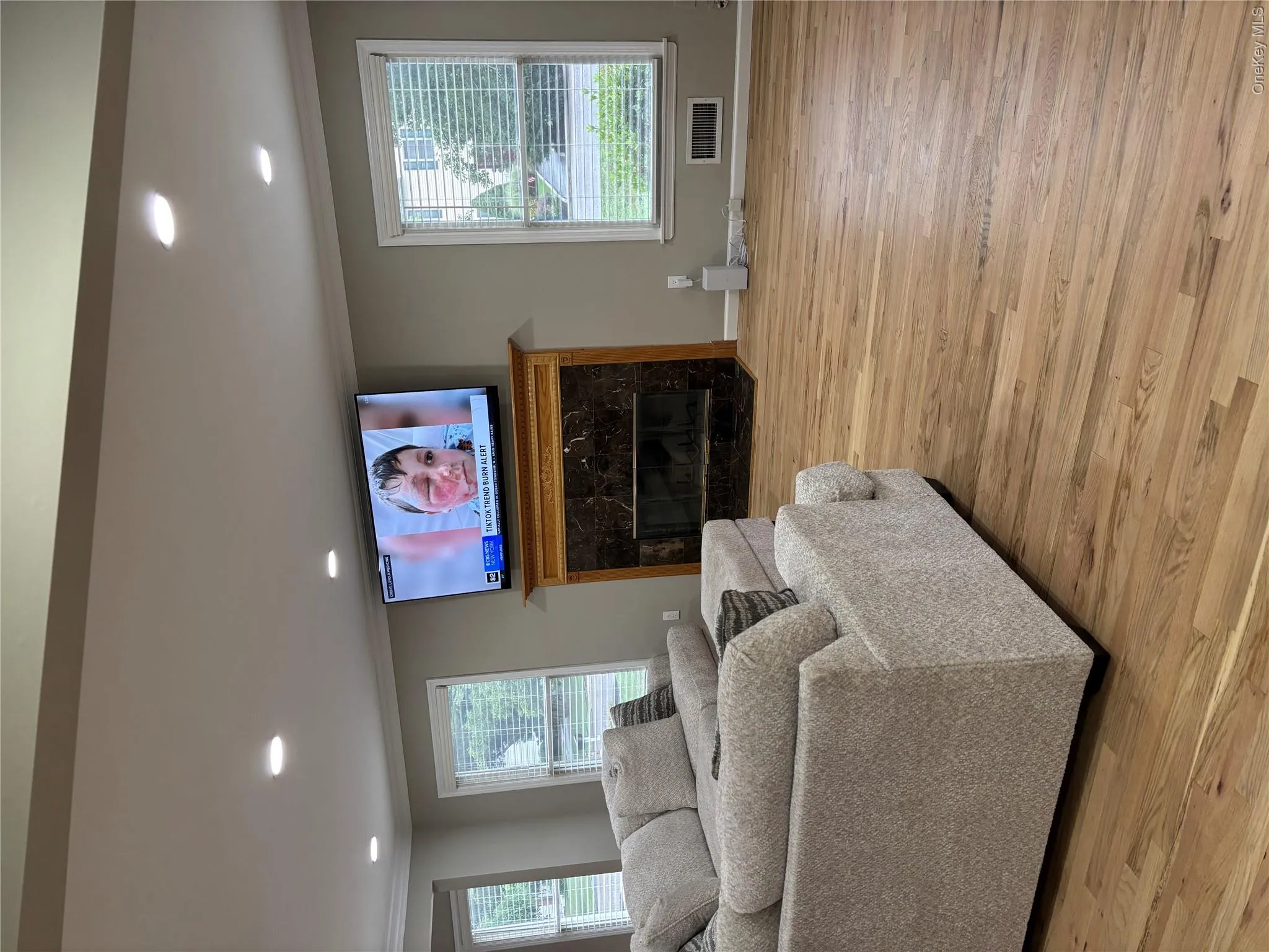 38 Hallock Avenue, Smithtown, NY, 3 Bedrooms Bedrooms, 6 Rooms Rooms,2 BathroomsBathrooms,Residential,For Rent,Hallock,0,1023162 38 Hallock Avenue, Smithtown, NY, 3 Bedrooms Bedrooms, 6 Rooms Rooms,2 BathroomsBathrooms,Residential,For Rent,Hallock,0,1023162