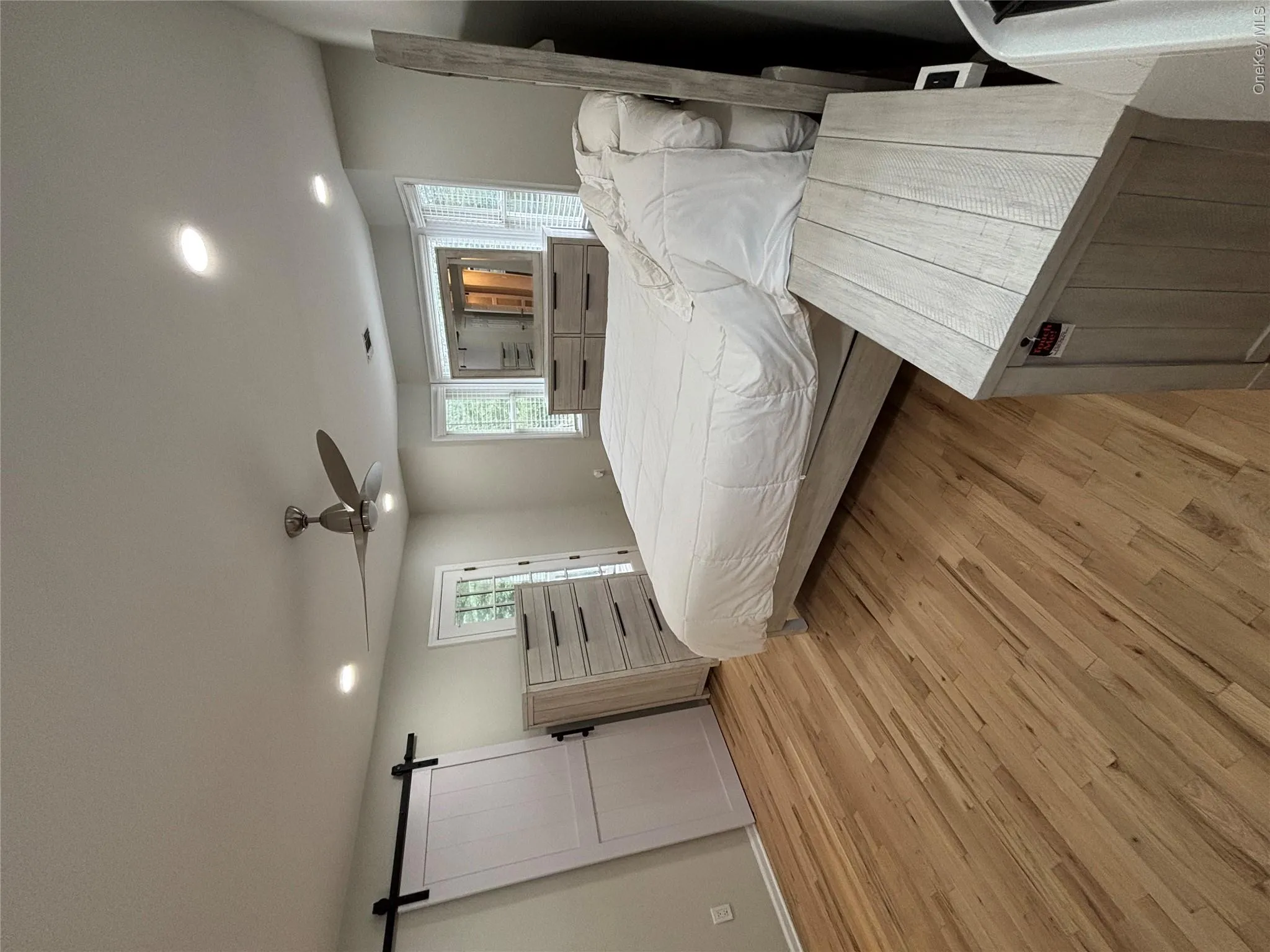 38 Hallock Avenue, Smithtown, NY, 3 Bedrooms Bedrooms, 6 Rooms Rooms,2 BathroomsBathrooms,Residential,For Rent,Hallock,0,1023162 38 Hallock Avenue, Smithtown, NY, 3 Bedrooms Bedrooms, 6 Rooms Rooms,2 BathroomsBathrooms,Residential,For Rent,Hallock,0,1023162