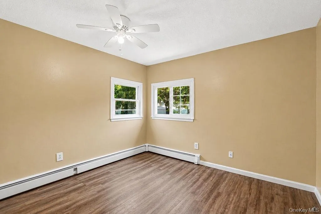 218 Montana Avenue, Islip, NY, 6 Bedrooms Bedrooms, 9 Rooms Rooms,3 BathroomsBathrooms,Residential,For Rent,Montana,0,1023167 218 Montana Avenue, Islip, NY, 6 Bedrooms Bedrooms, 9 Rooms Rooms,3 BathroomsBathrooms,Residential,For Rent,Montana,0,1023167