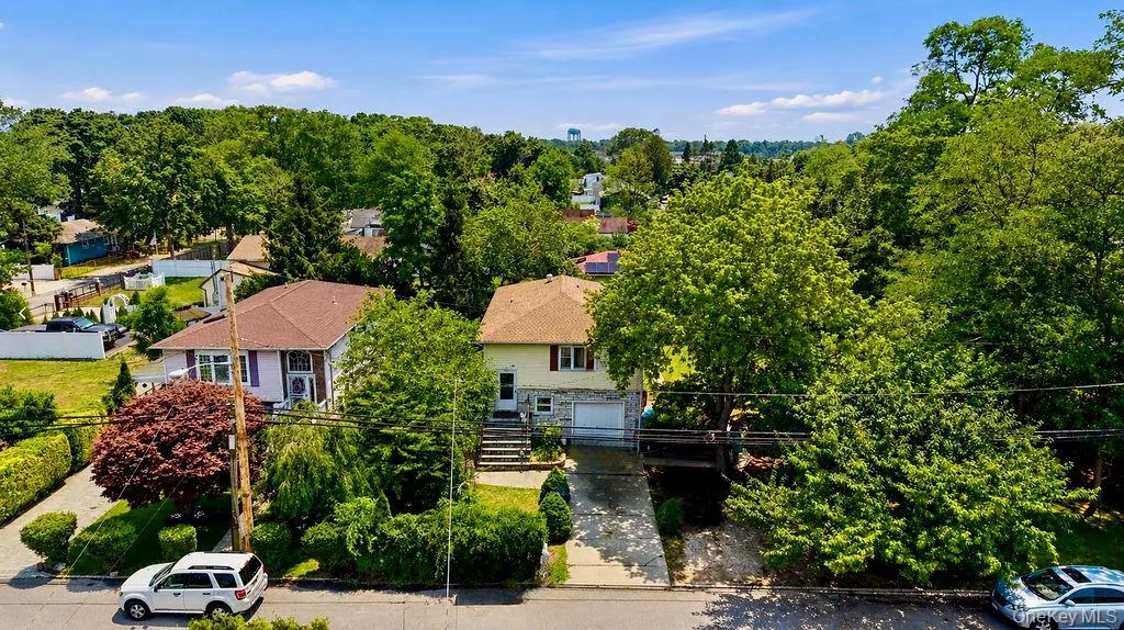 218 Montana Avenue, Islip, NY, 6 Bedrooms Bedrooms, 9 Rooms Rooms,3 BathroomsBathrooms,Residential,For Rent,Montana,0,1023167 218 Montana Avenue, Islip, NY, 6 Bedrooms Bedrooms, 9 Rooms Rooms,3 BathroomsBathrooms,Residential,For Rent,Montana,0,1023167