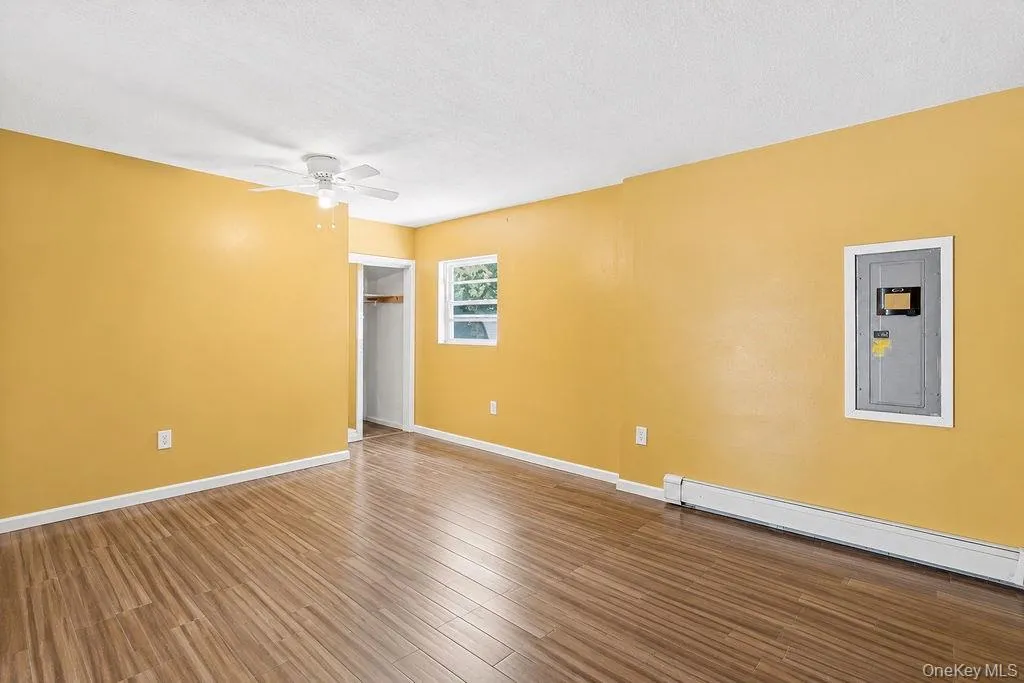 218 Montana Avenue, Islip, NY, 6 Bedrooms Bedrooms, 9 Rooms Rooms,3 BathroomsBathrooms,Residential,For Rent,Montana,0,1023167 218 Montana Avenue, Islip, NY, 6 Bedrooms Bedrooms, 9 Rooms Rooms,3 BathroomsBathrooms,Residential,For Rent,Montana,0,1023167