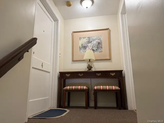 48 Resevior Avenue, Huntington, NY, 1 Bedroom Bedrooms, 3 Rooms Rooms,1 BathroomBathrooms,Residential Lease,For Rent,Resevior,0,1023169 48 Resevior Avenue, Huntington, NY, 1 Bedroom Bedrooms, 3 Rooms Rooms,1 BathroomBathrooms,Residential Lease,For Rent,Resevior,0,1023169