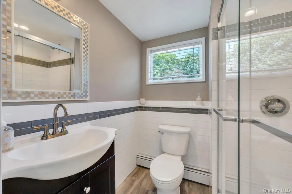105 Ernest Street, Oyster Bay, NY, 3 Bedrooms Bedrooms, 7 Rooms Rooms,2 BathroomsBathrooms,Residential,For Rent,Ernest,0,1023171 105 Ernest Street, Oyster Bay, NY, 3 Bedrooms Bedrooms, 7 Rooms Rooms,2 BathroomsBathrooms,Residential,For Rent,Ernest,0,1023171