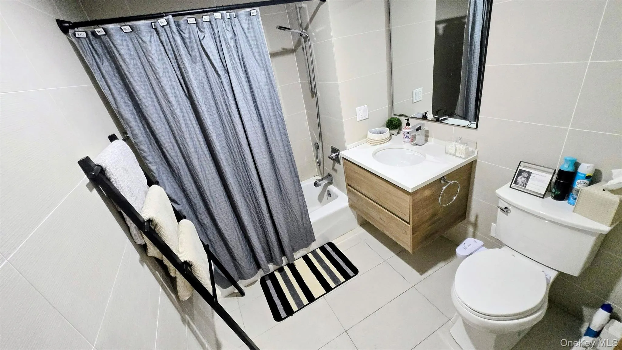131-11 Fowler Avenue, New York, NY, 1 Bedroom Bedrooms, 4 Rooms Rooms,1 BathroomBathrooms,Residential,For Rent,Fowler,0,1023172 131-11 Fowler Avenue, New York, NY, 1 Bedroom Bedrooms, 4 Rooms Rooms,1 BathroomBathrooms,Residential,For Rent,Fowler,0,1023172