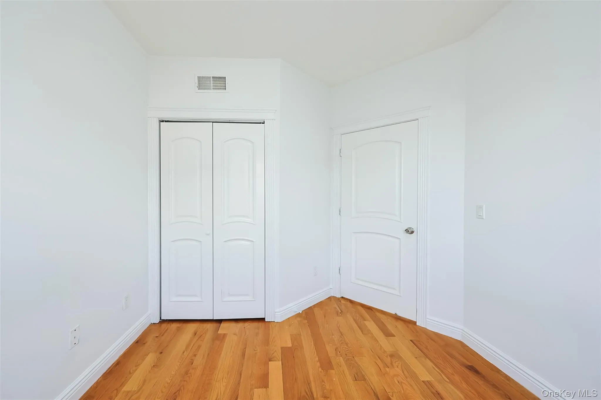 8807 Bay 16th Street, New York, NY, 3 Bedrooms Bedrooms, 4 Rooms Rooms,2 BathroomsBathrooms,Residential,For Rent,Bay 16th,0,1023176 8807 Bay 16th Street, New York, NY, 3 Bedrooms Bedrooms, 4 Rooms Rooms,2 BathroomsBathrooms,Residential,For Rent,Bay 16th,0,1023176